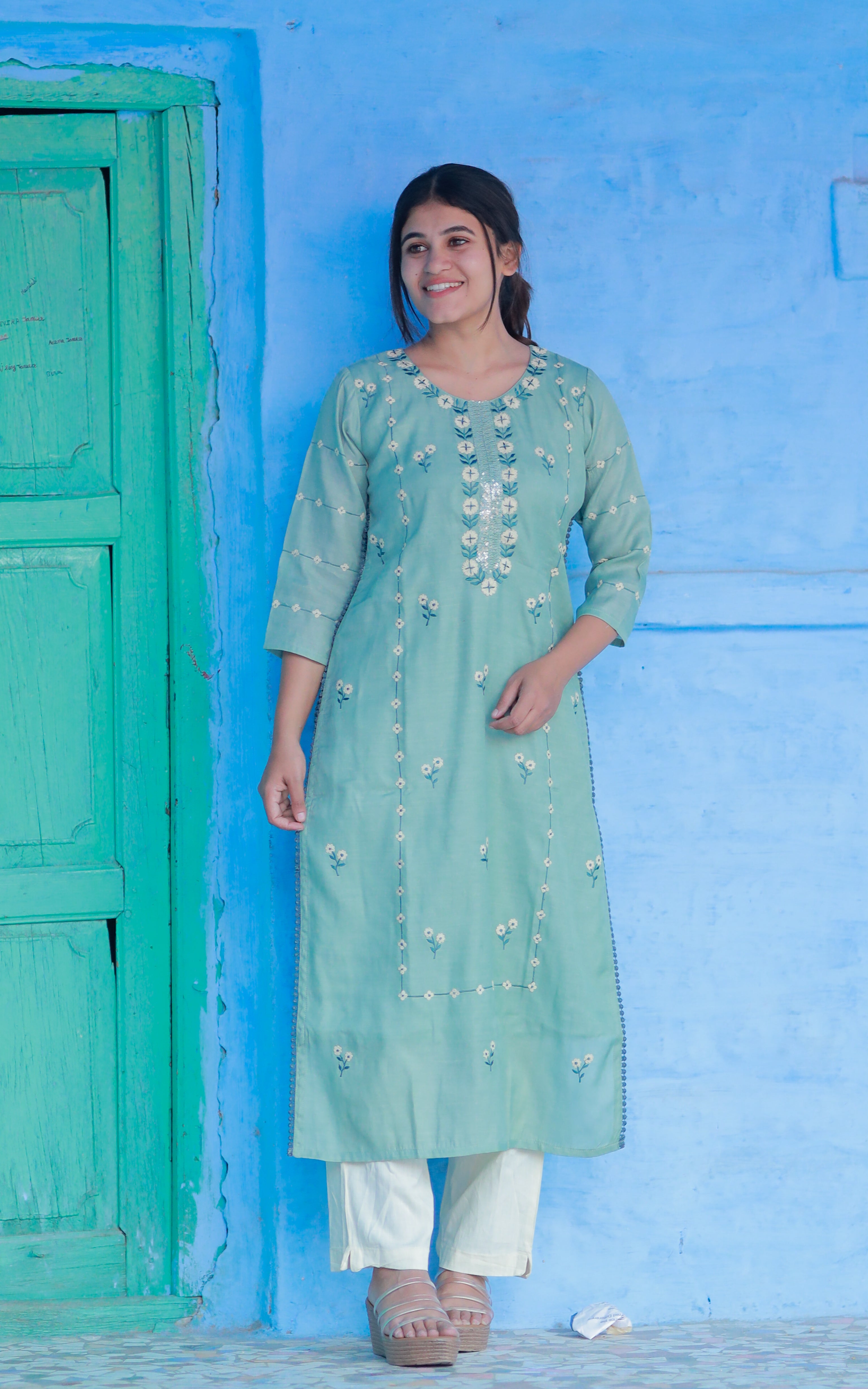 Vashmitha (Kurti+Pant) KURTIS instore