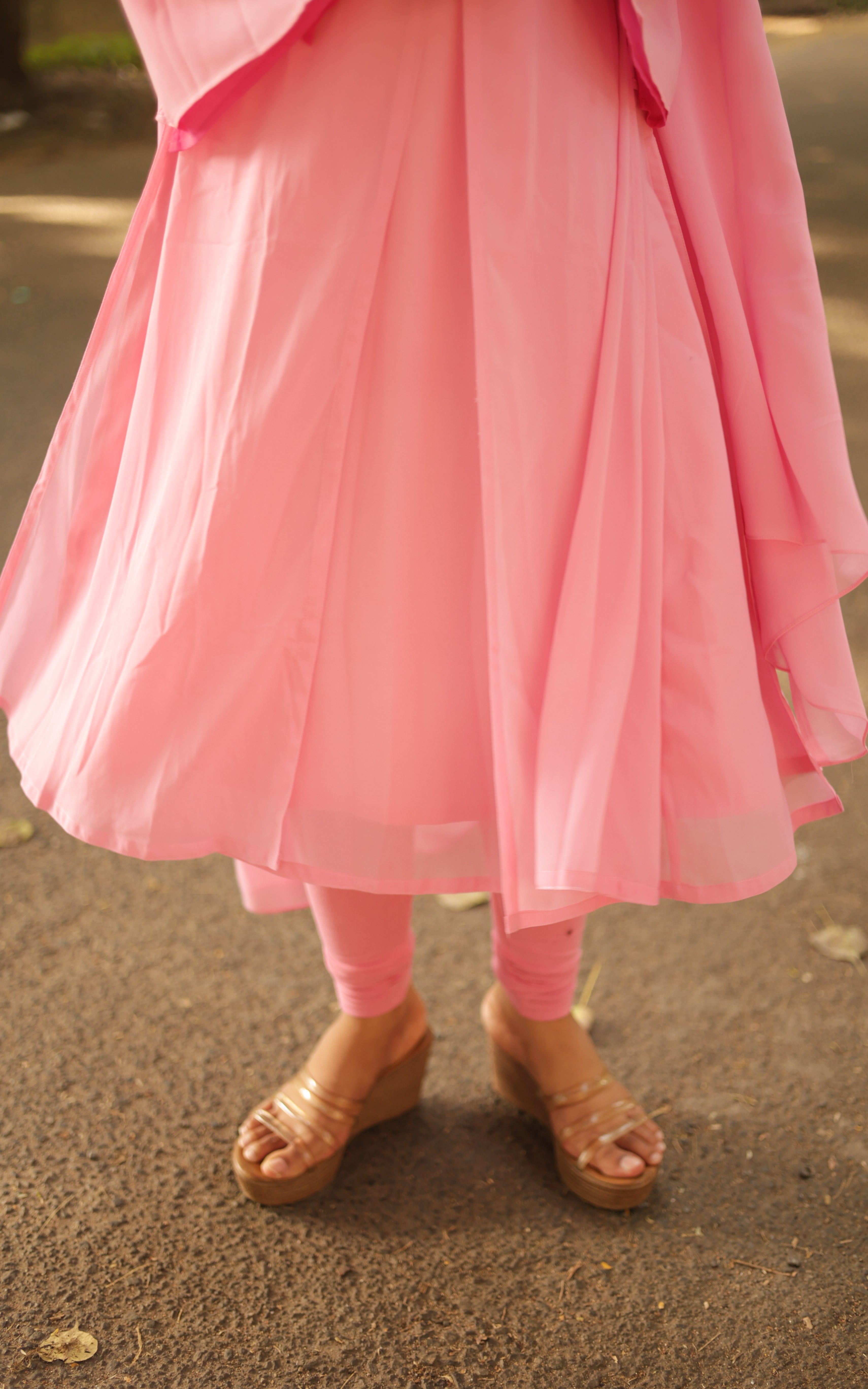 Munbe Vaa Pink (Kurti+Dupatta) KURTIS instore