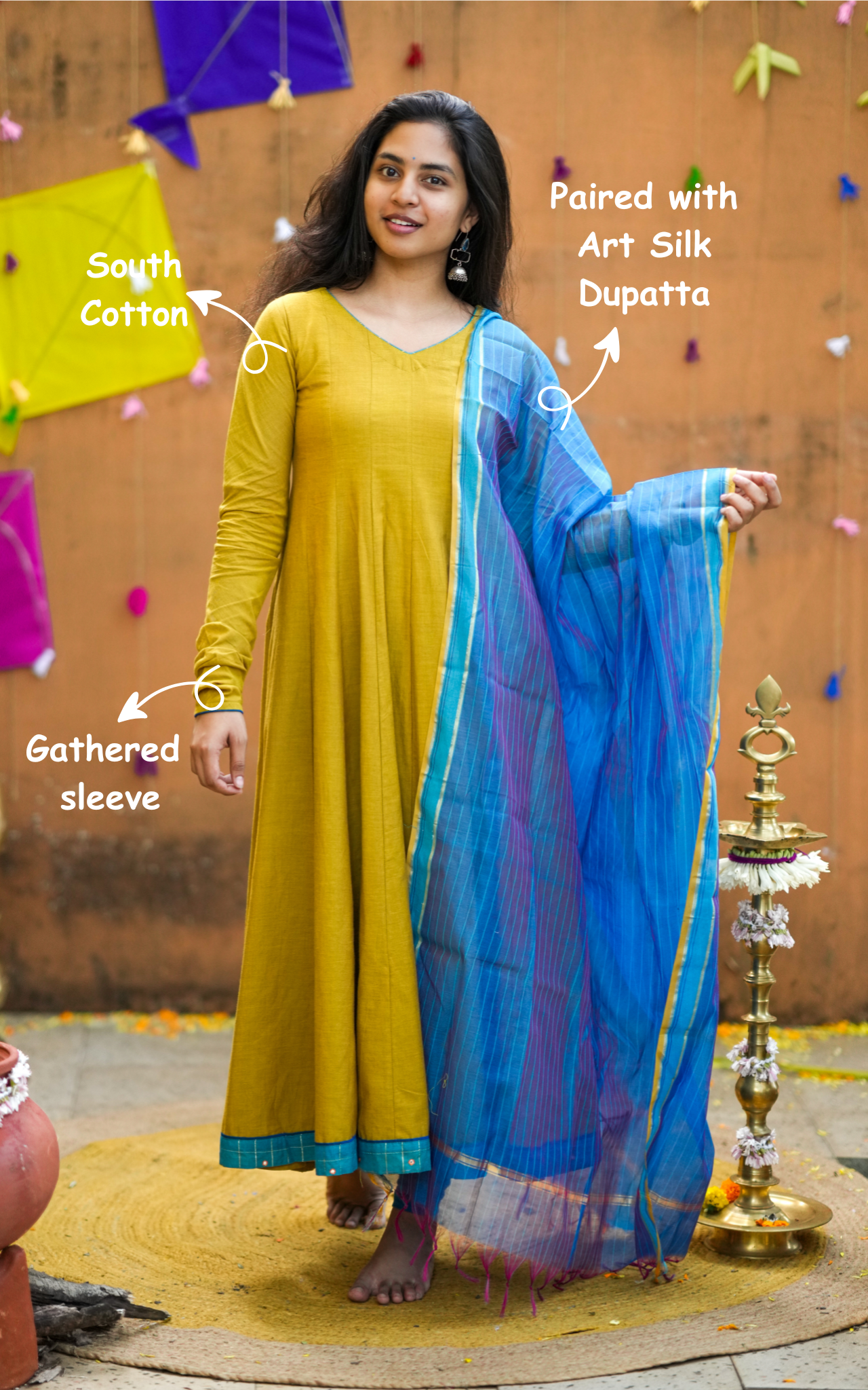 Mozhiarasi (Kurti+Dupatta)