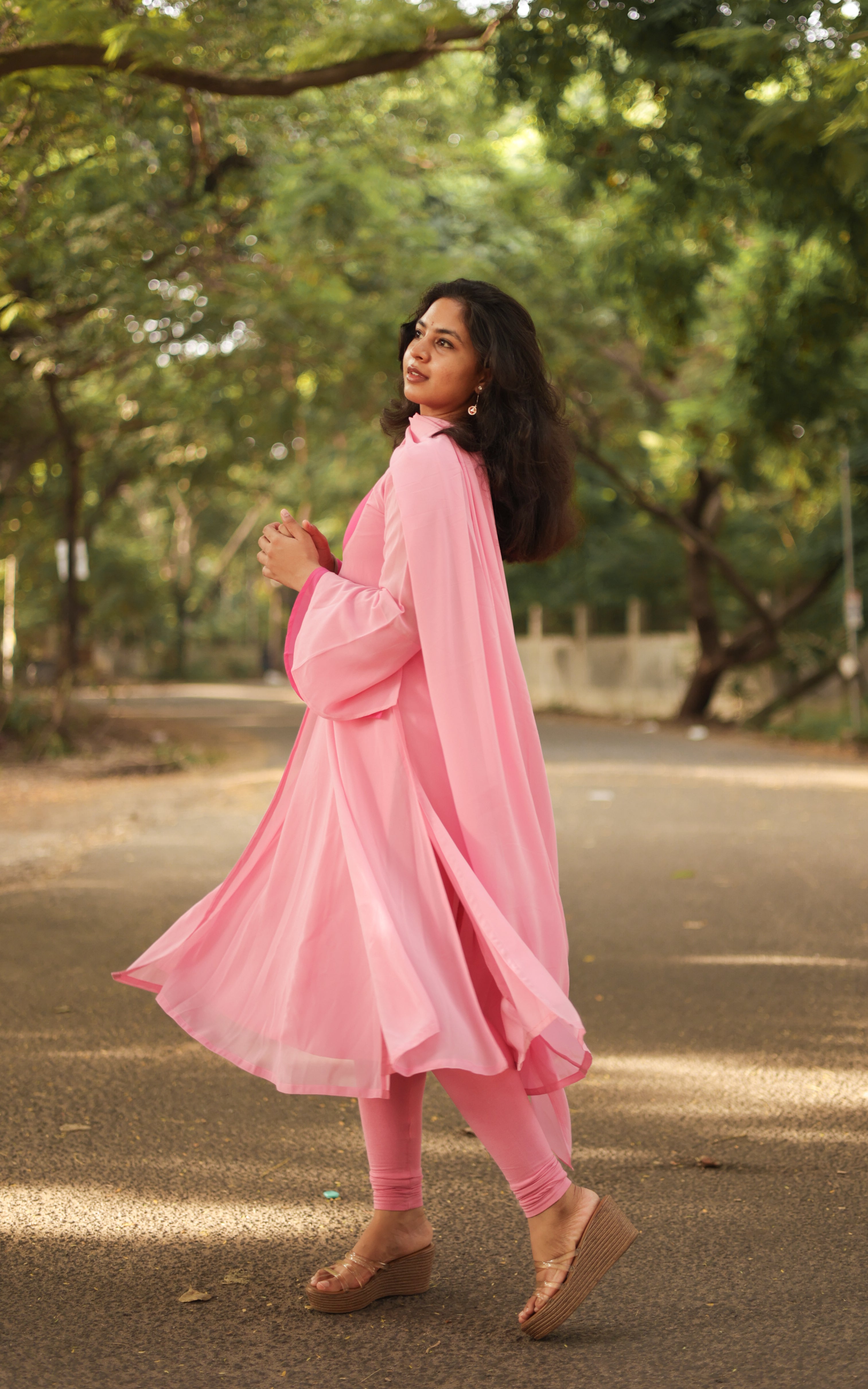 Munbe Vaa Pink (Kurti+Dupatta) KURTIS instore