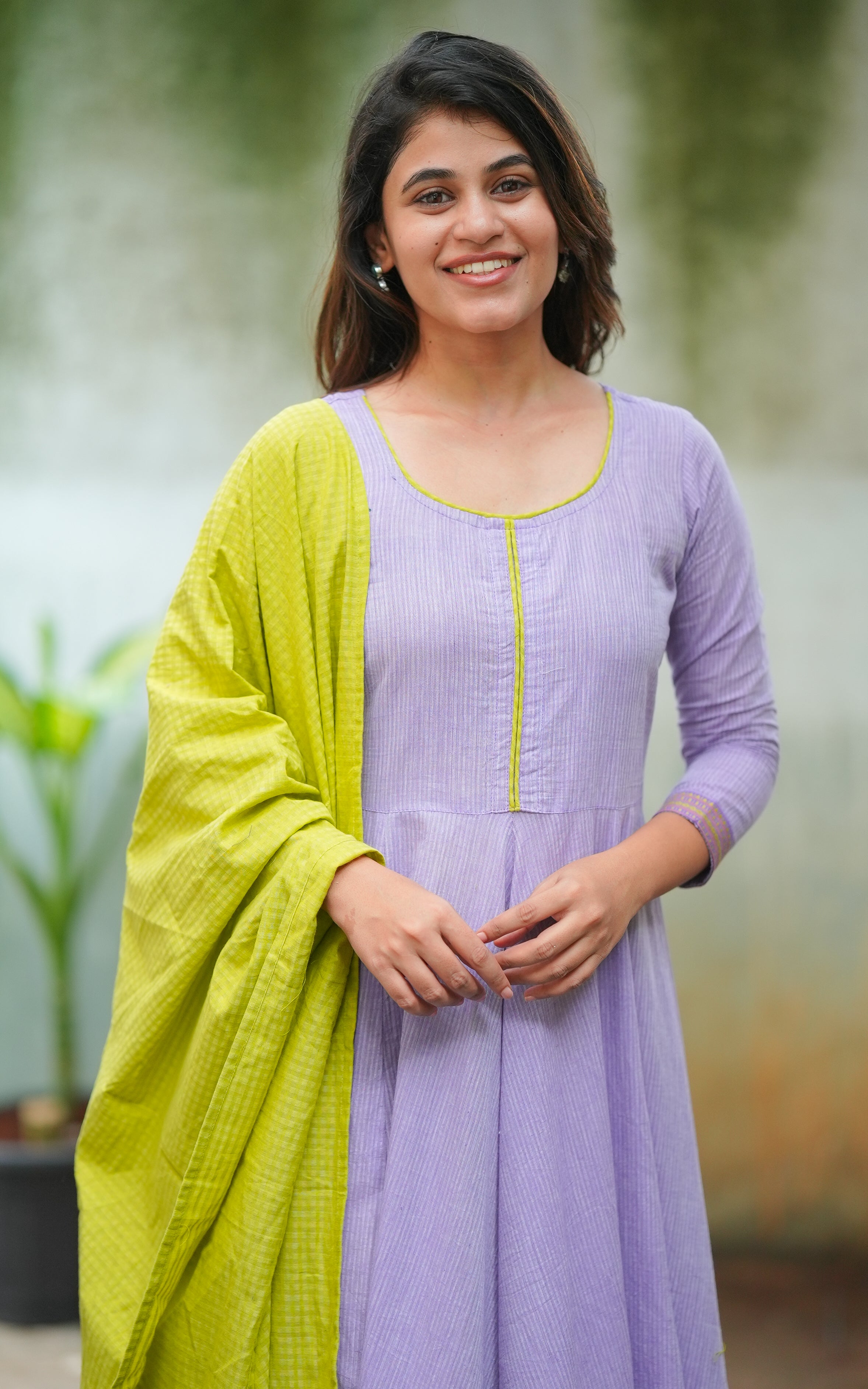 Maunam (Kurti+Dupatta) KURTIS instore