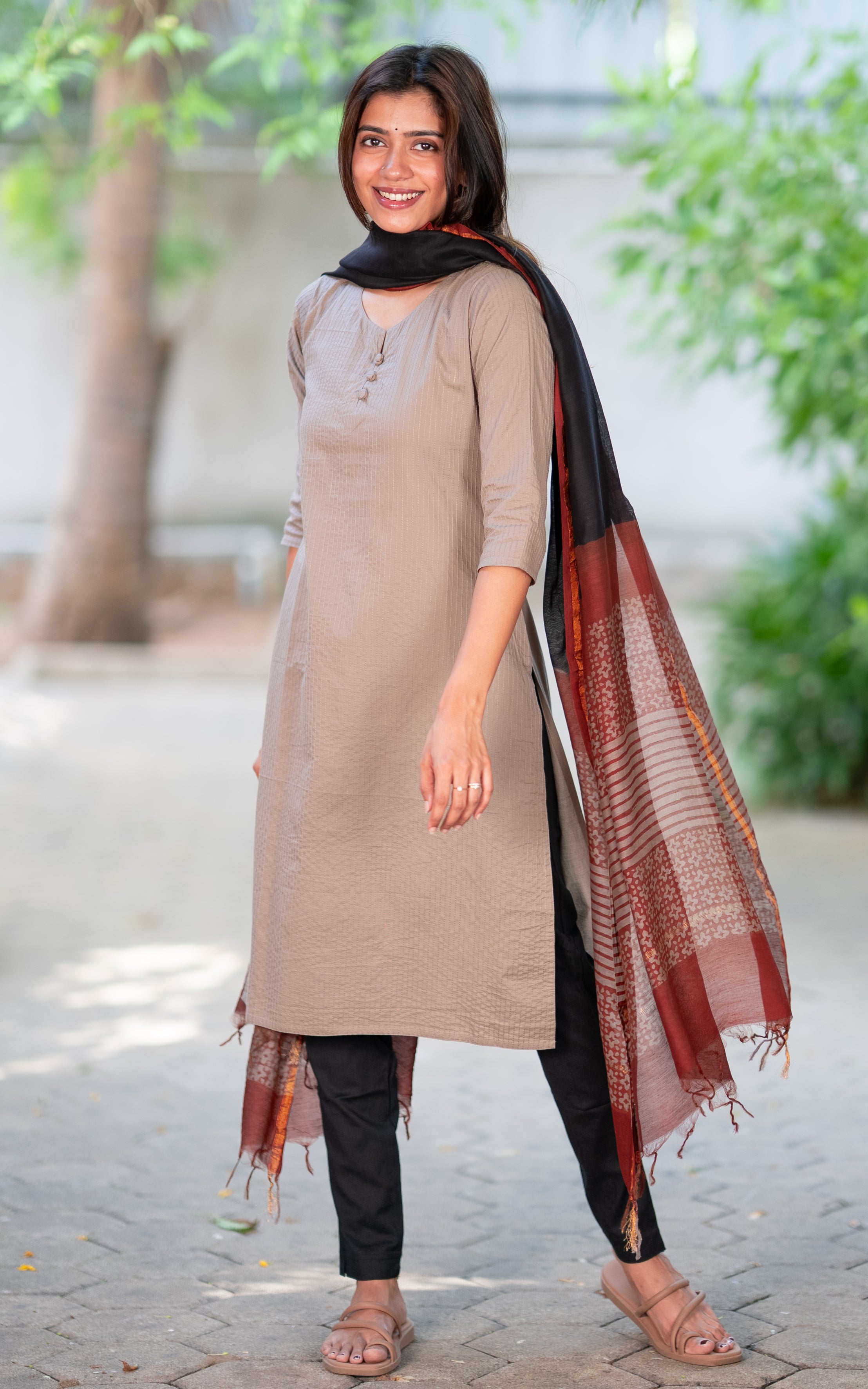 Sushma (Kurti+Dupatta)