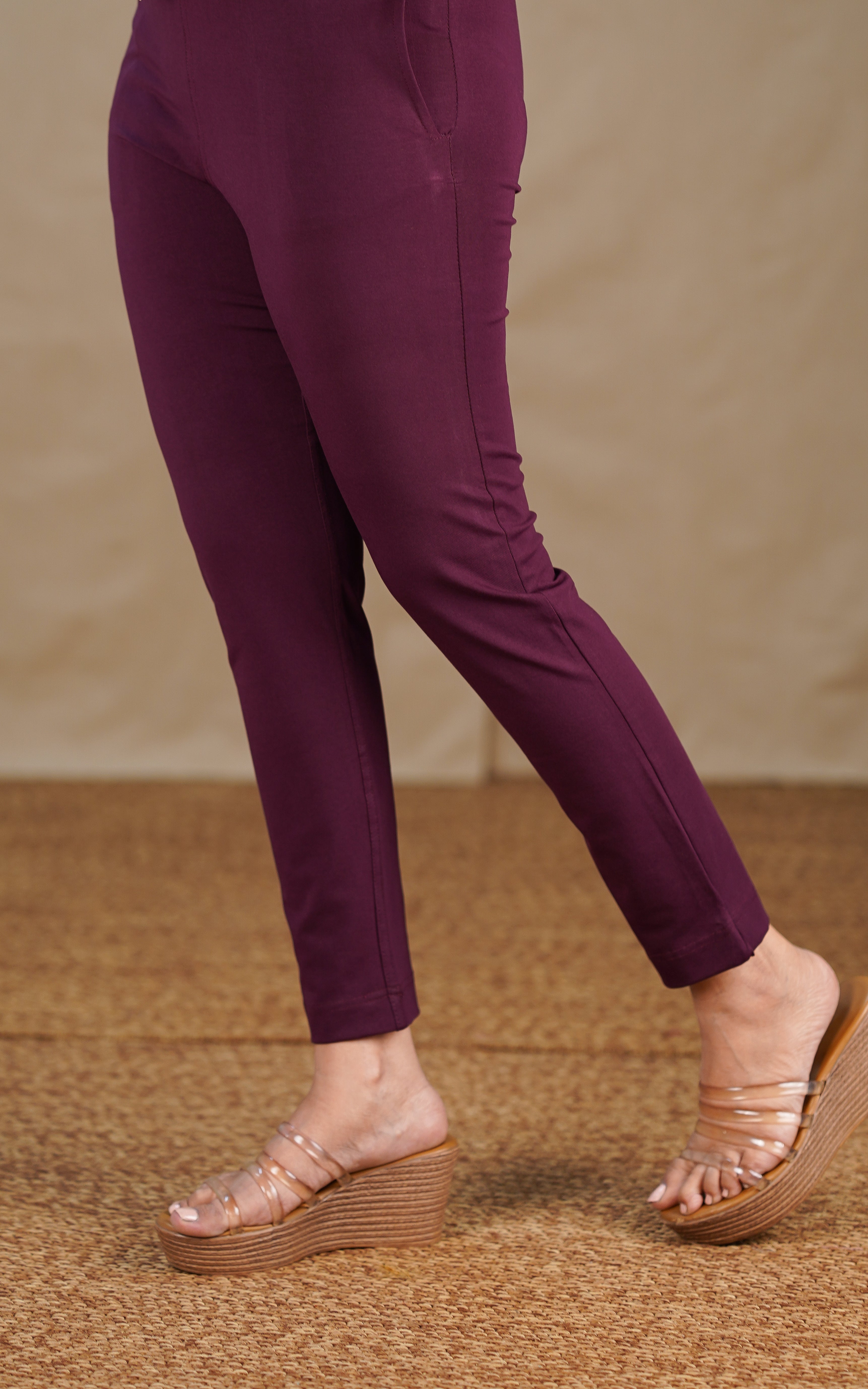 Straight Fit Stretchable Pant Wine