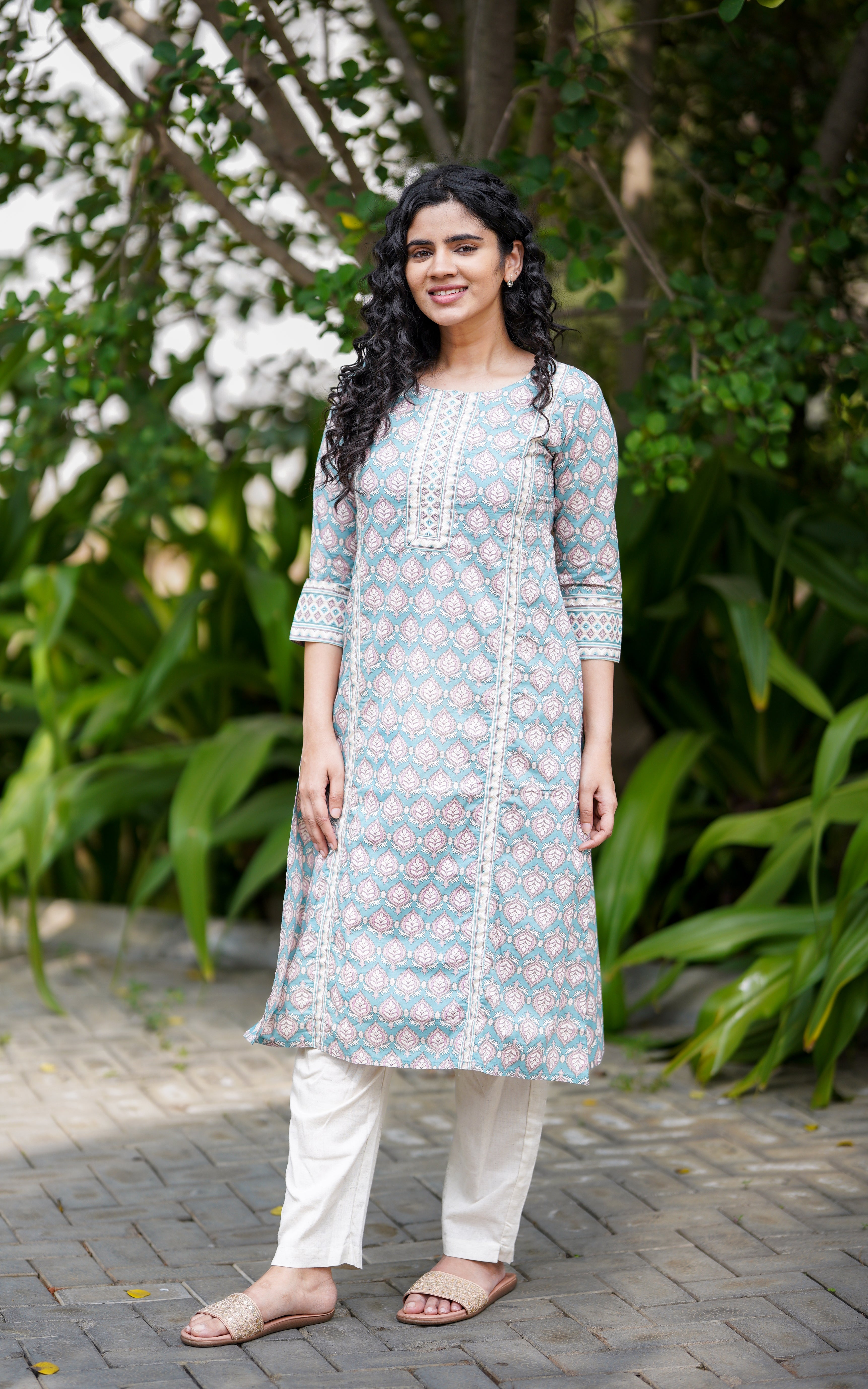 Maxi kurti shop with jeans