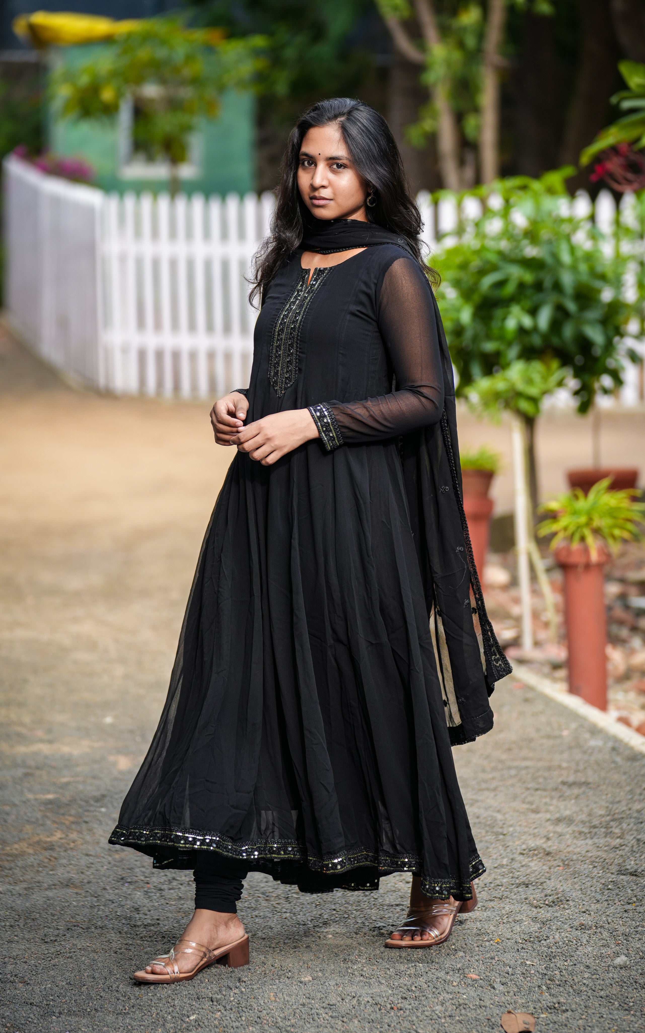 Matheesha Black (Kurti+Dupatta)