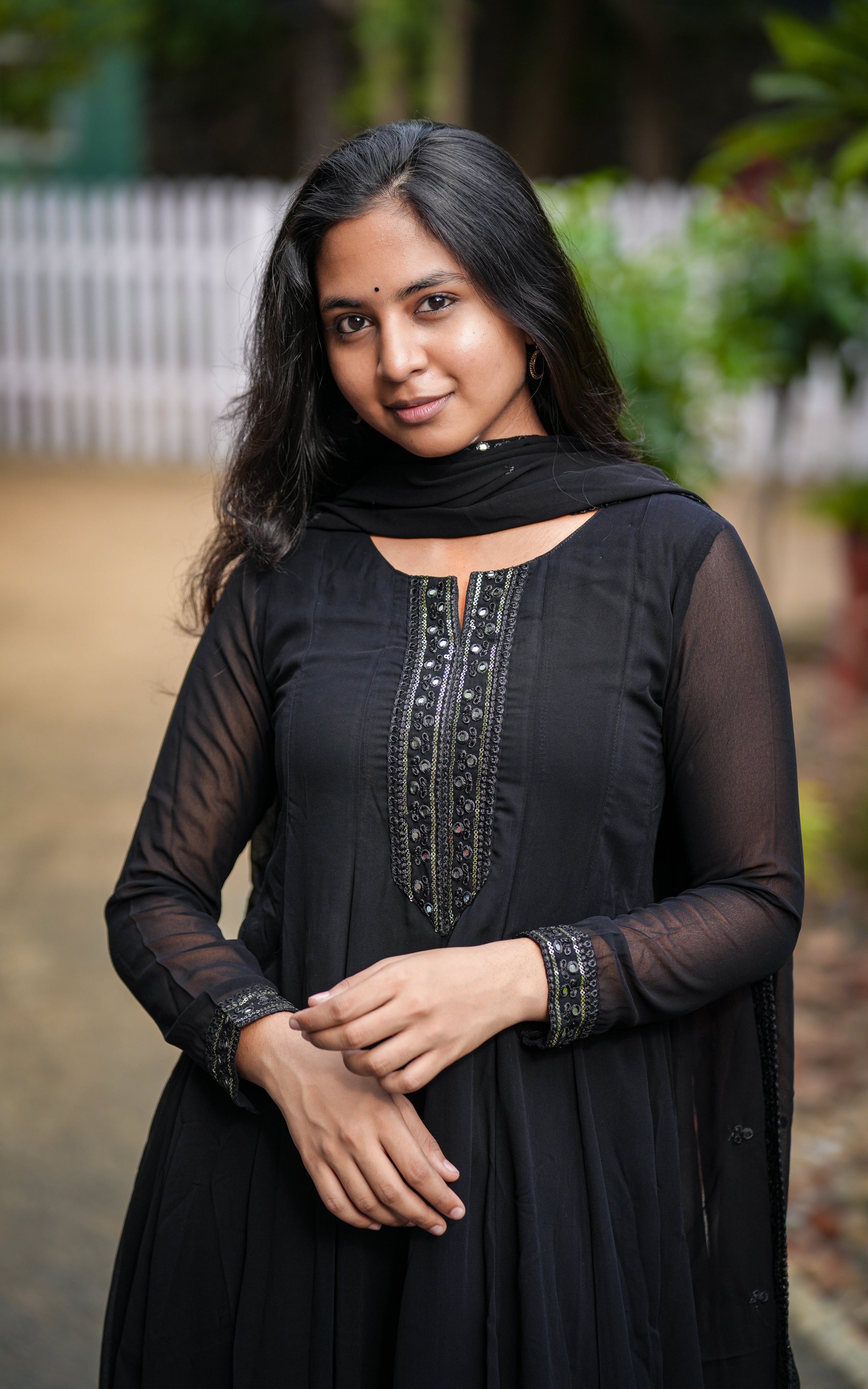 Matheesha Black (Kurti+Dupatta)