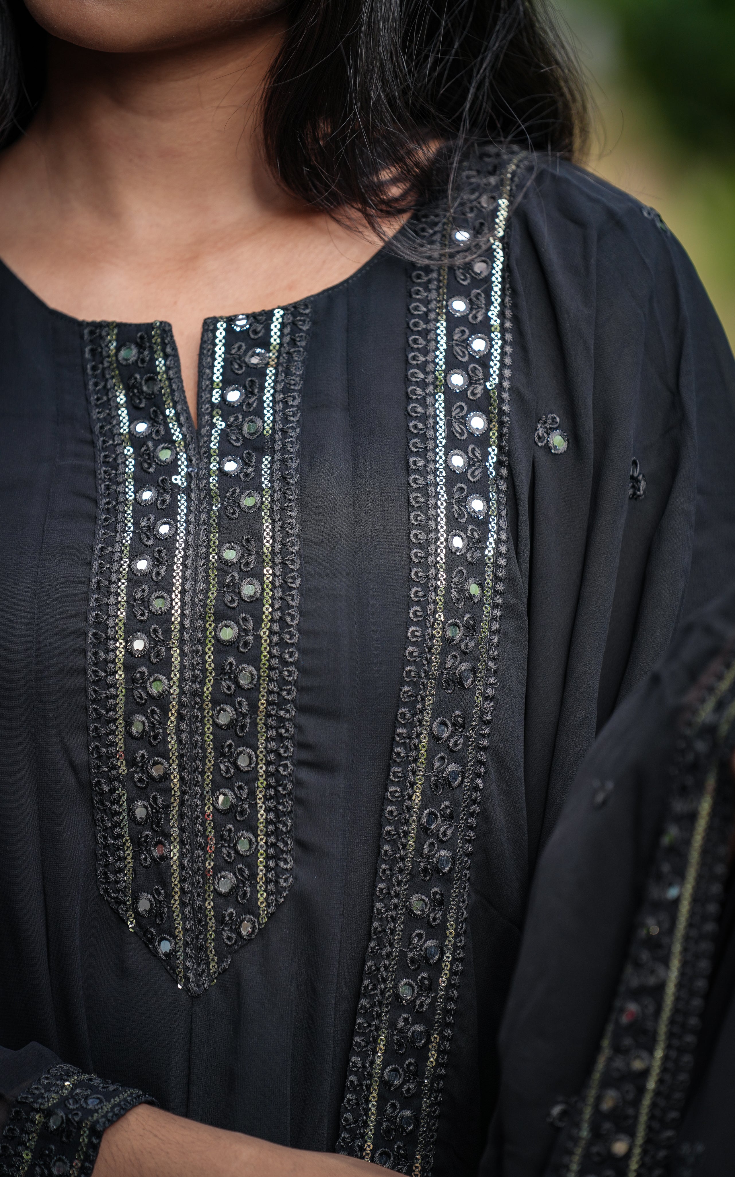 Matheesha Black (Kurti+Dupatta)
