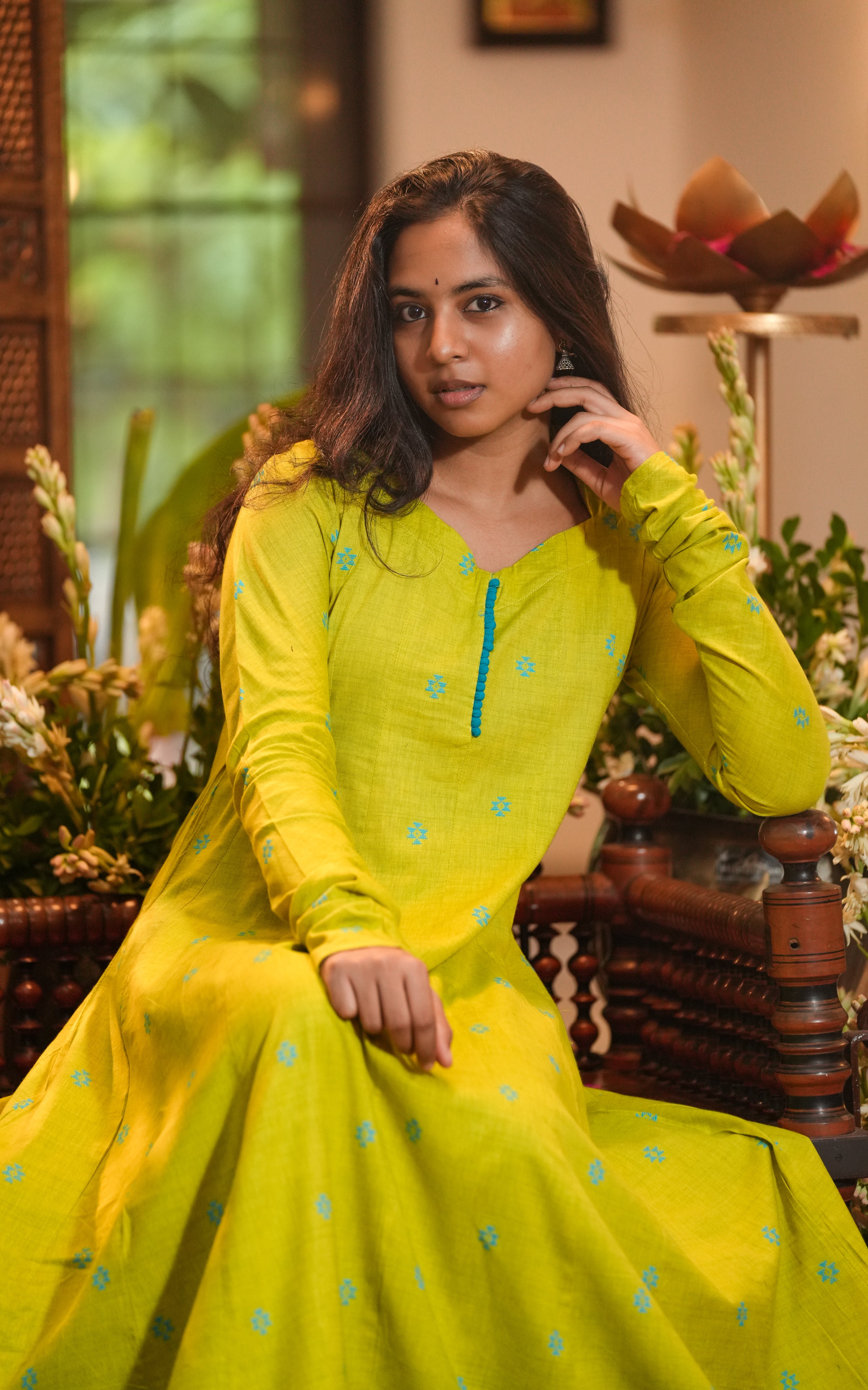 Ezhilnagai