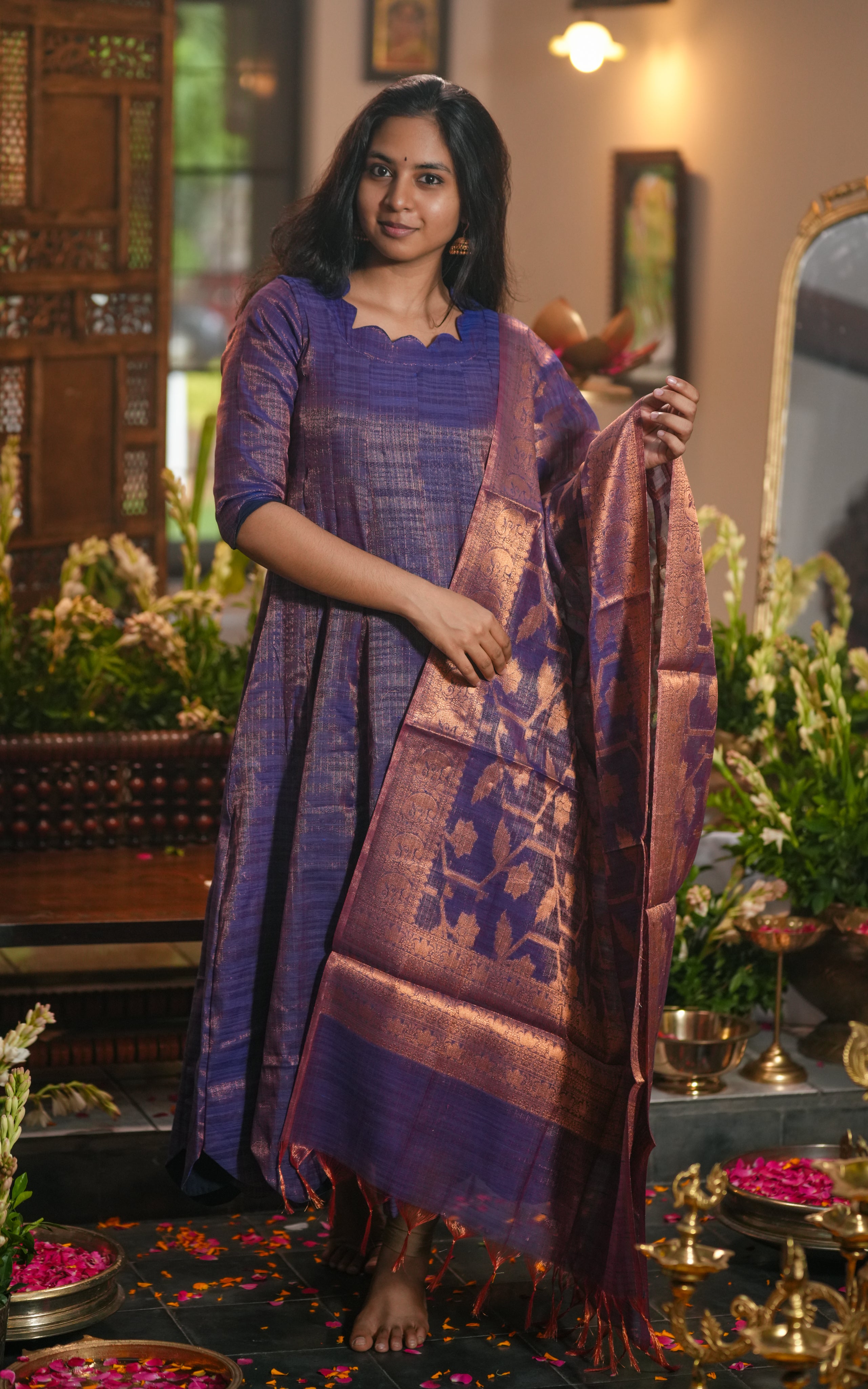 Kural Mozhi Violet (Kurti+Dupatta)