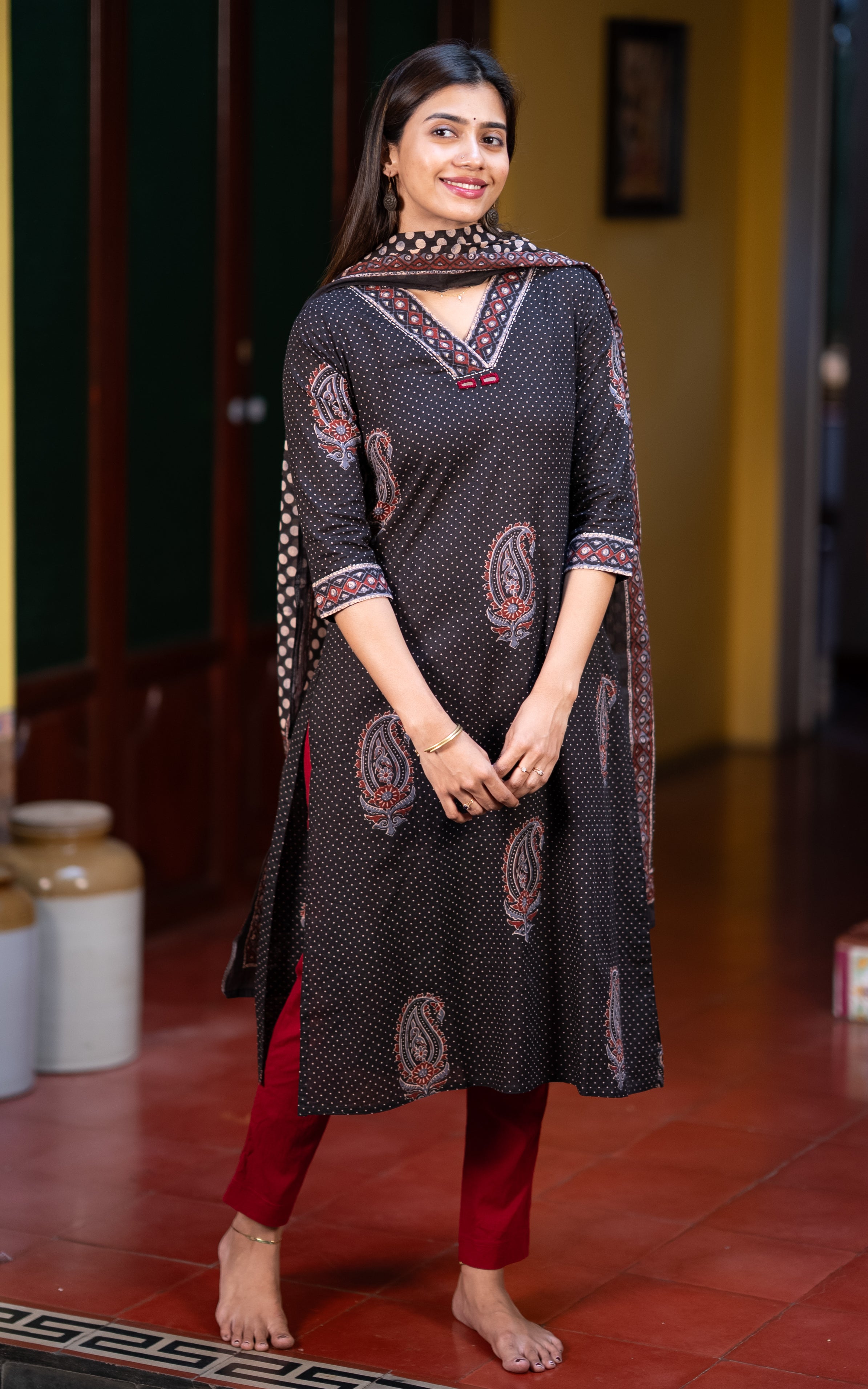 Black Cotton Daily Wear Kurti with Dupatta for Women