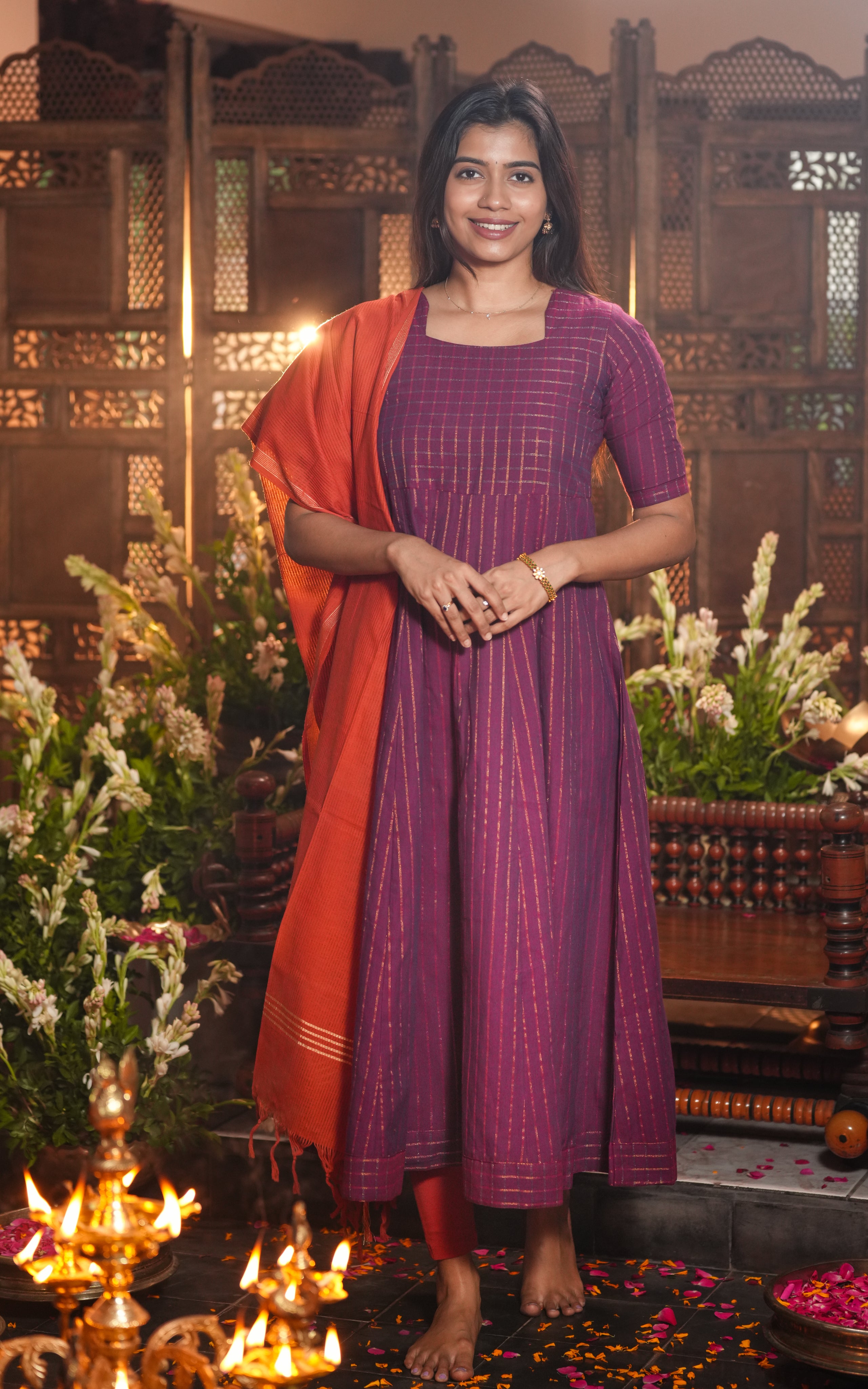 Kanimozhi (Kurti+Dupatta)