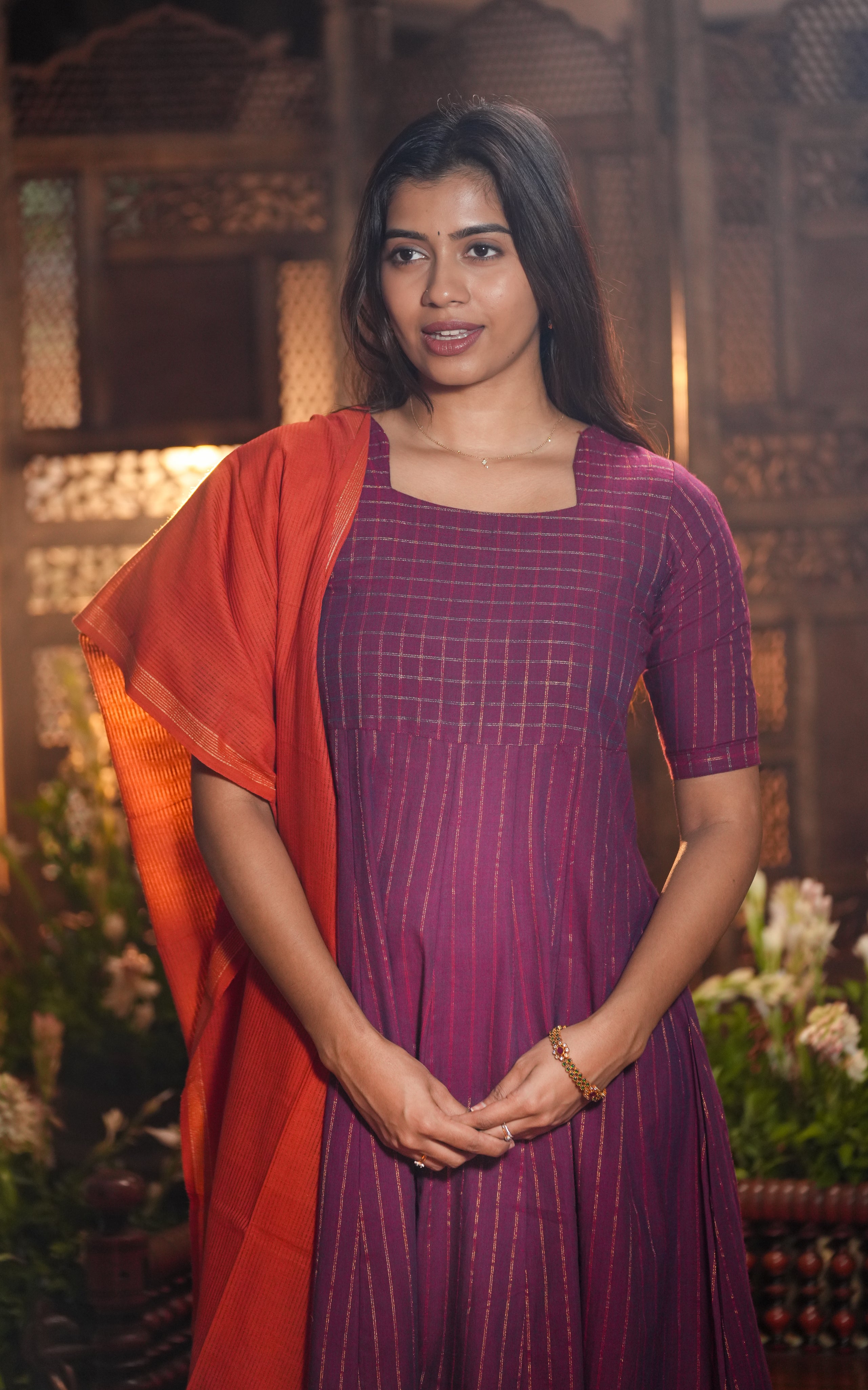 Kanimozhi (Kurti+Dupatta)