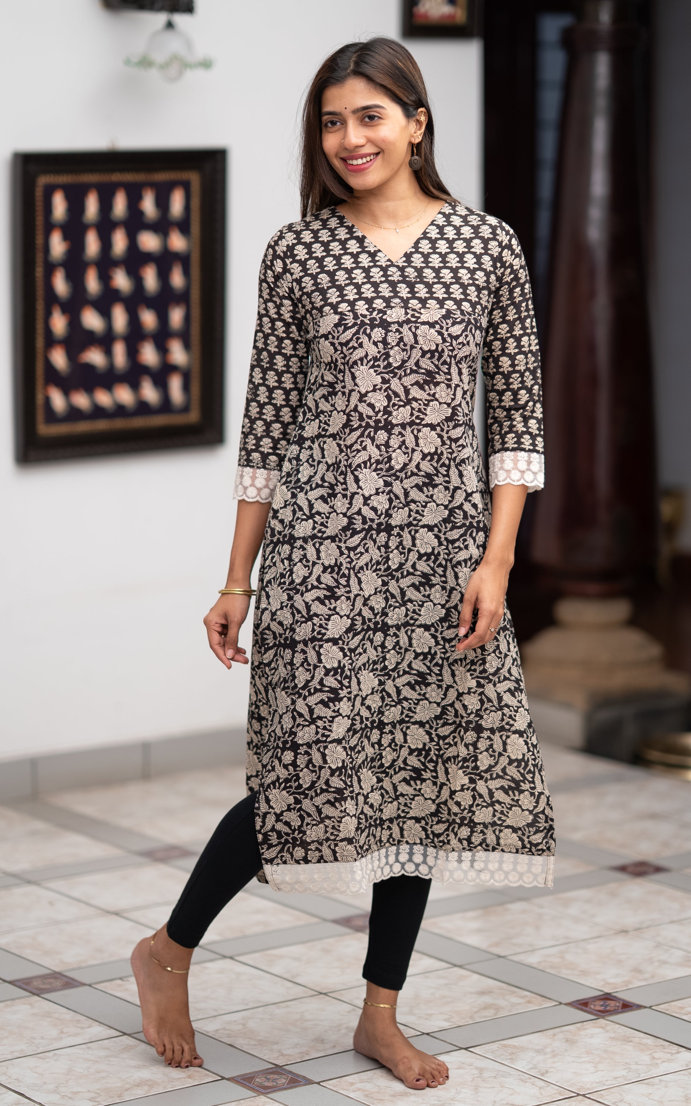 Black Cotton Casual Wear Straight Cut Kurti for Women