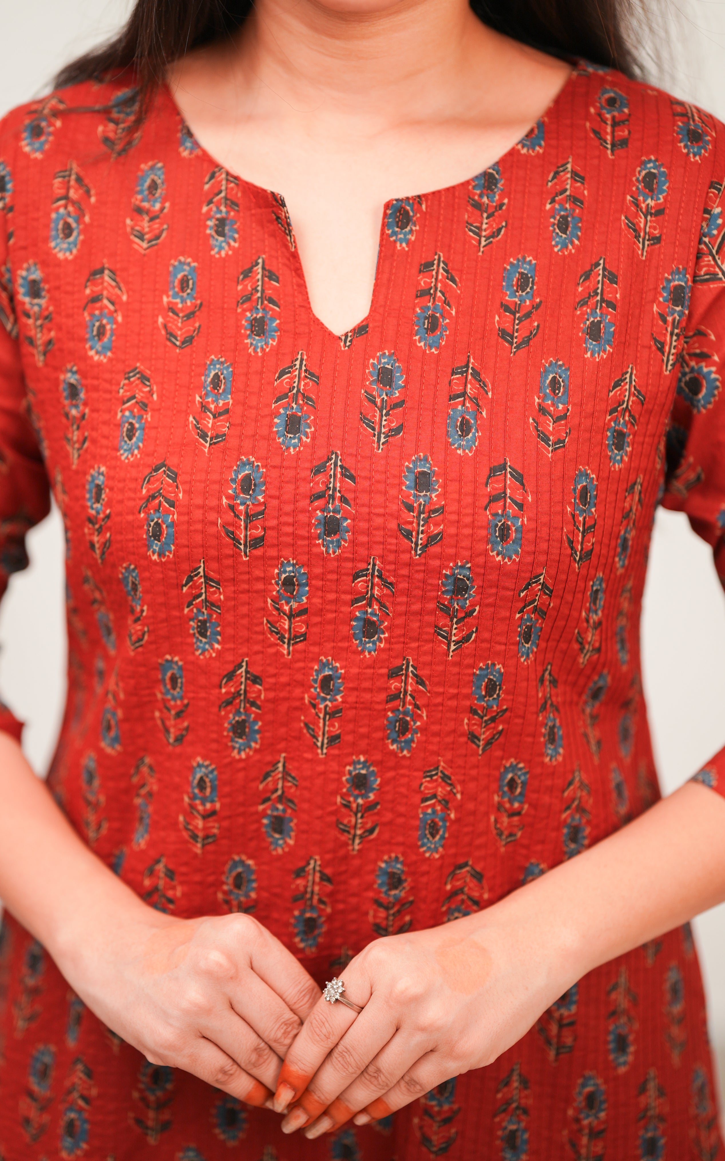 Herlina Maroon KURTIS instore