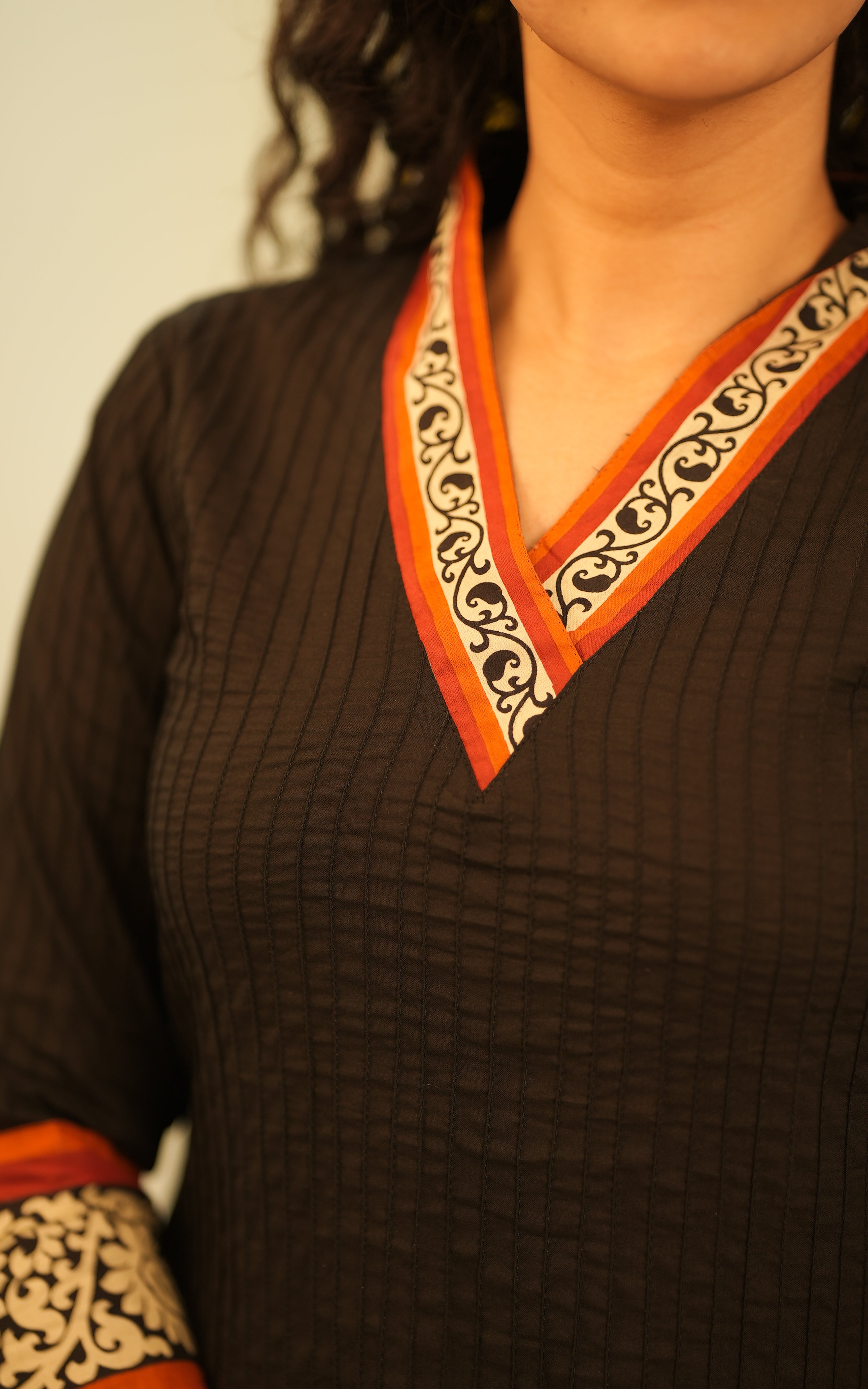 Instore - Black Cotton Straight Cut Kurti with Side Slit & No Lining