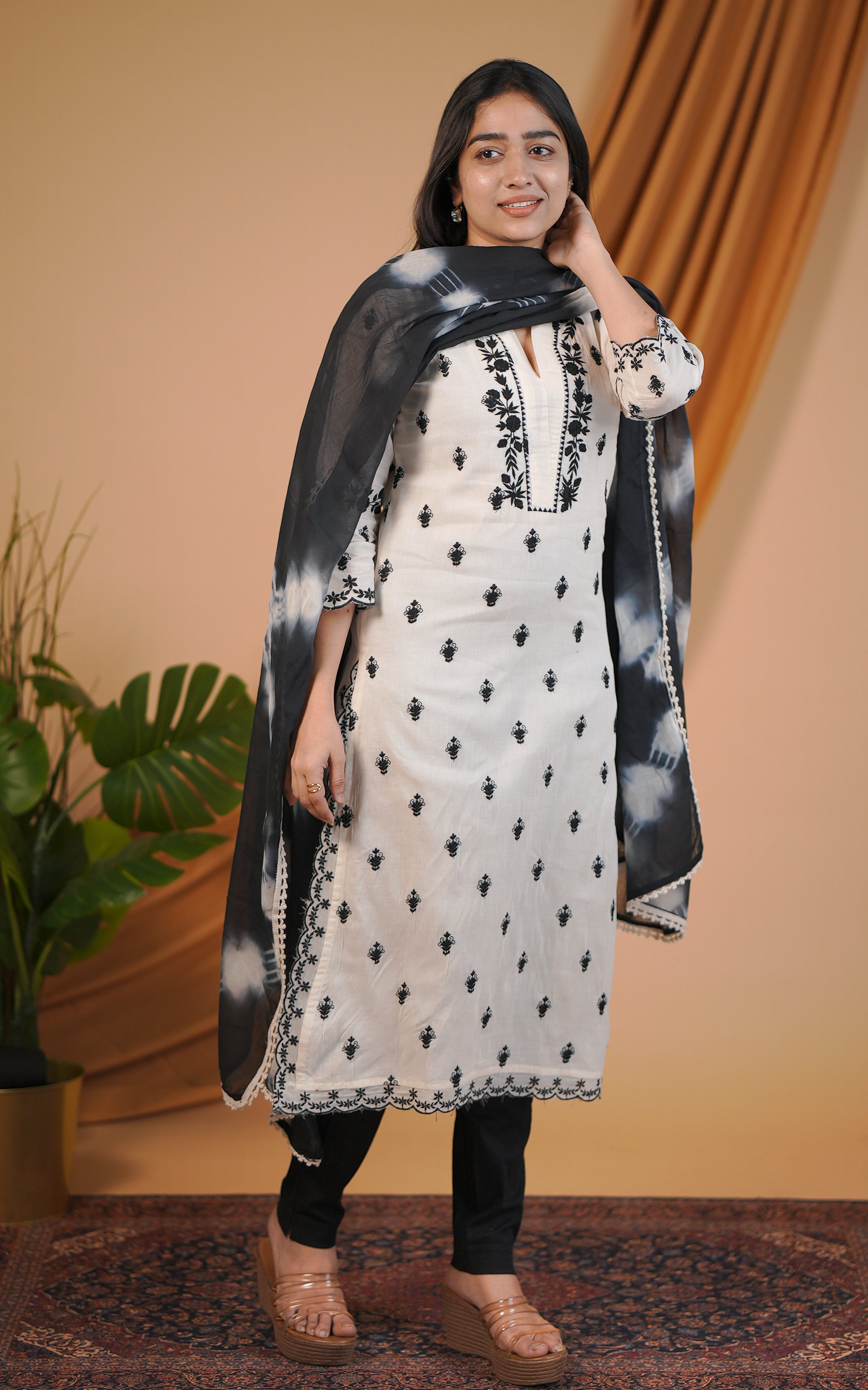 Prashitha (Kurti+Dupatta)