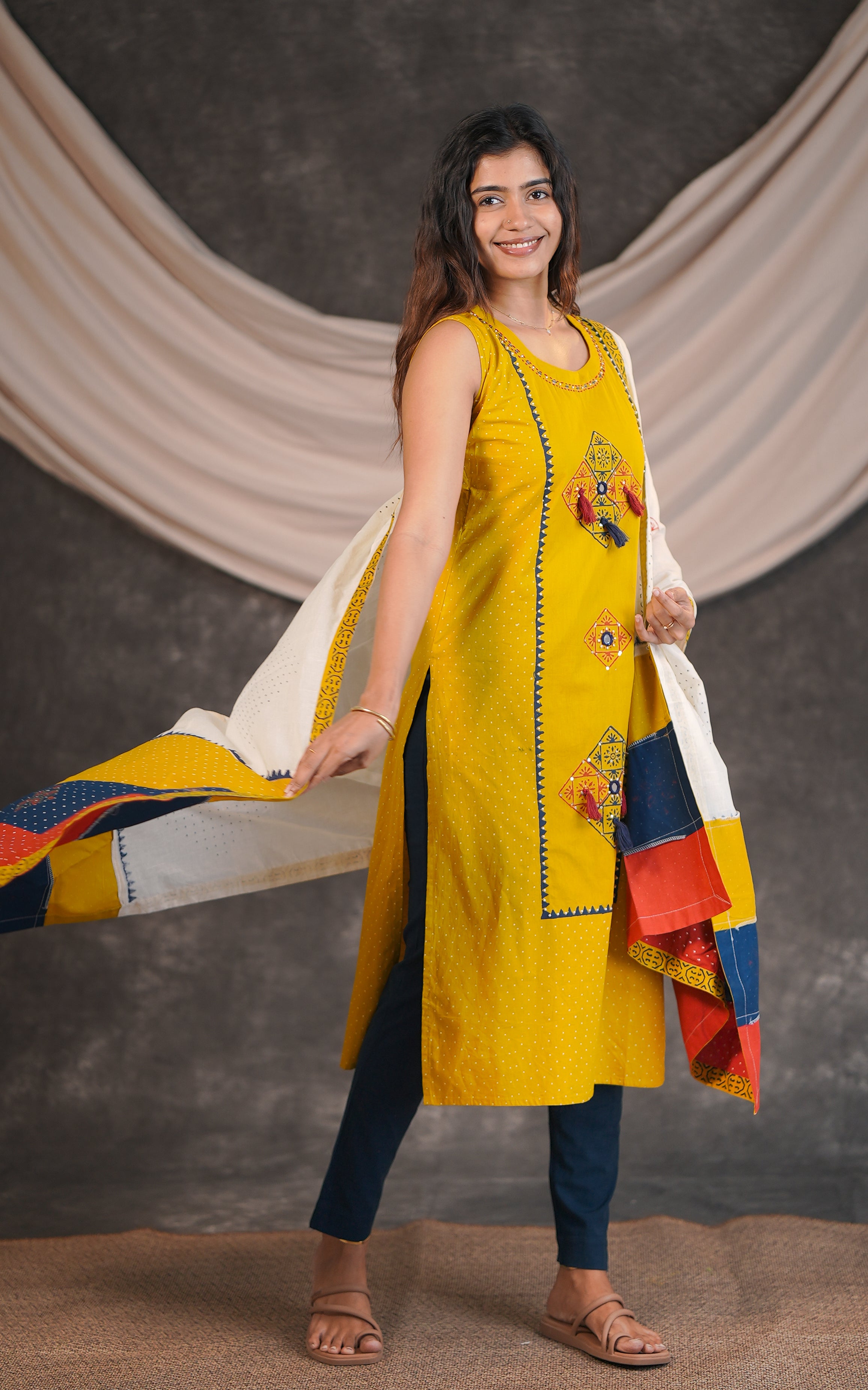 Rithisha Handblock (Kurti+Dupatta)