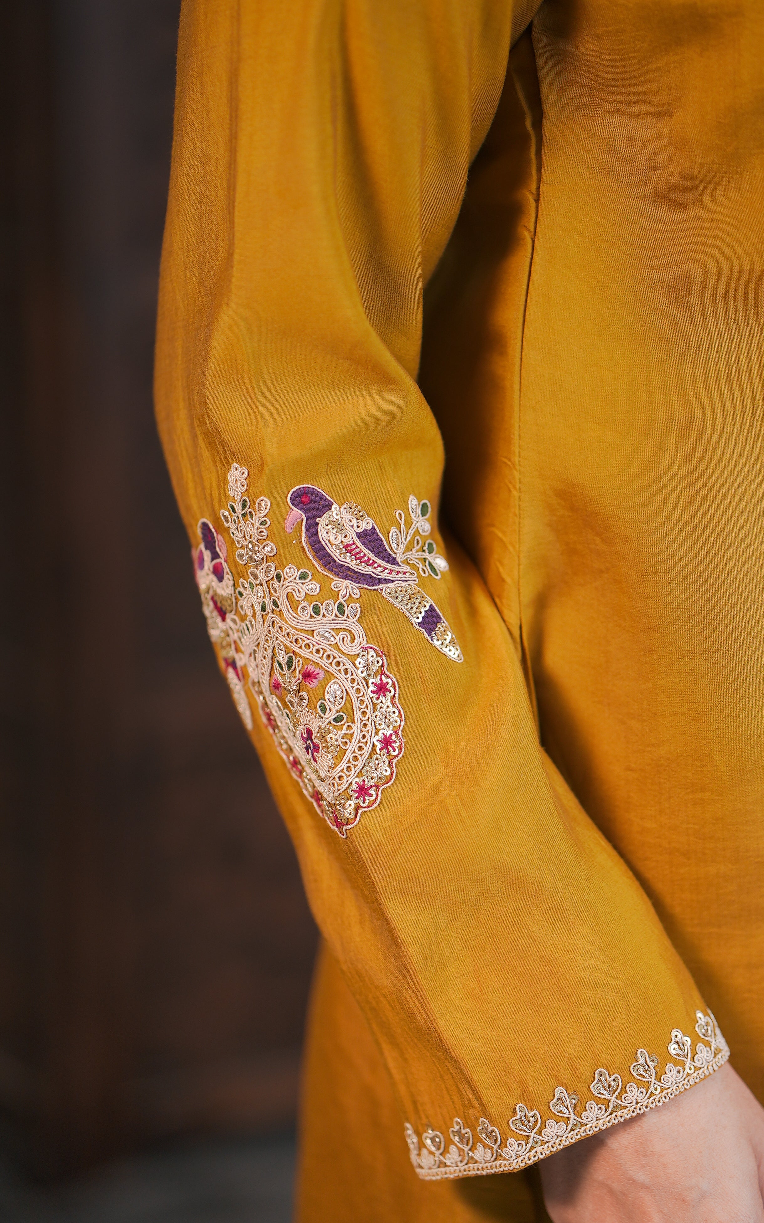 Ezhilisai B (Kurti+Dupatta)