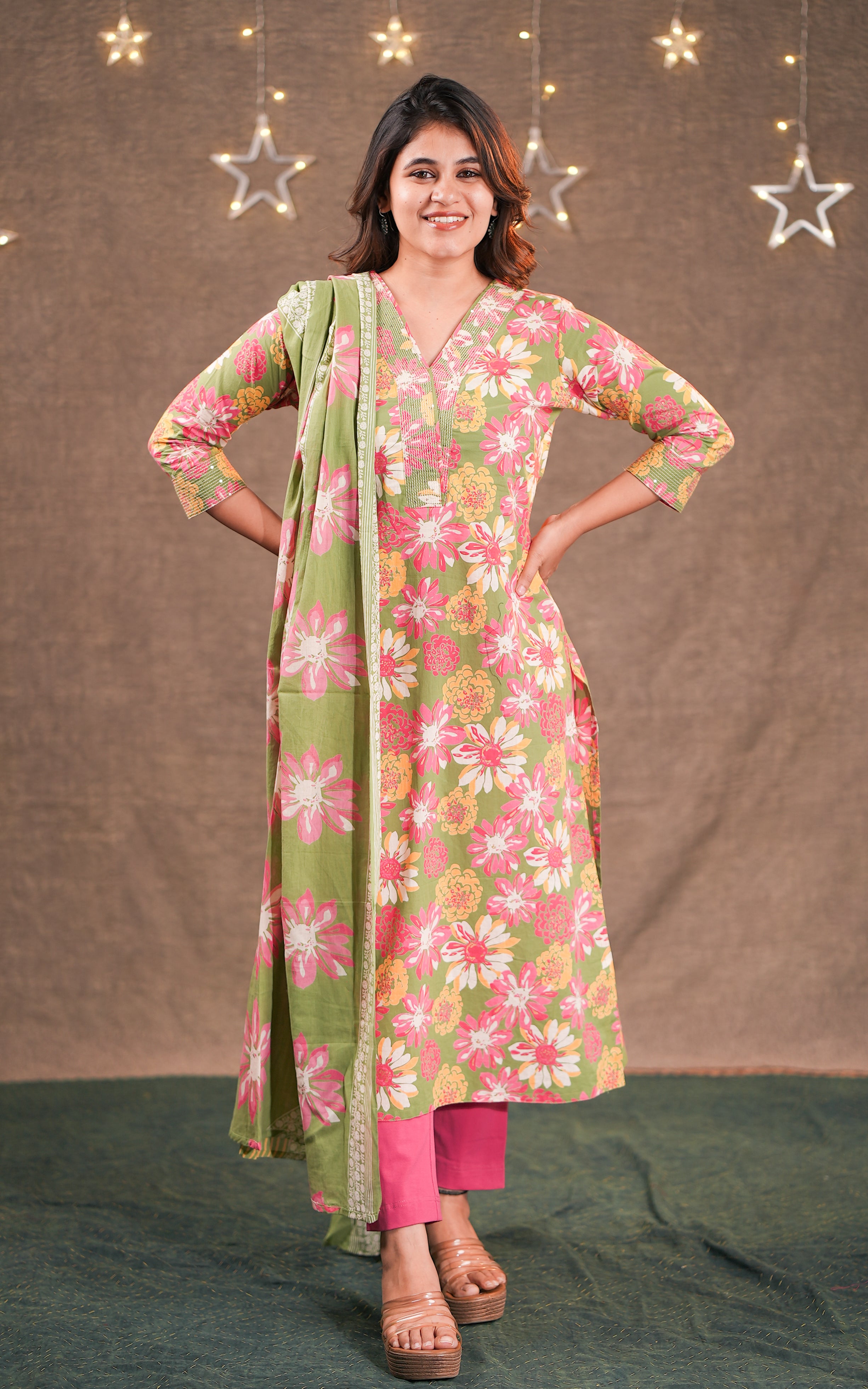 Kalaimathi A (Kurti+Dupatta)