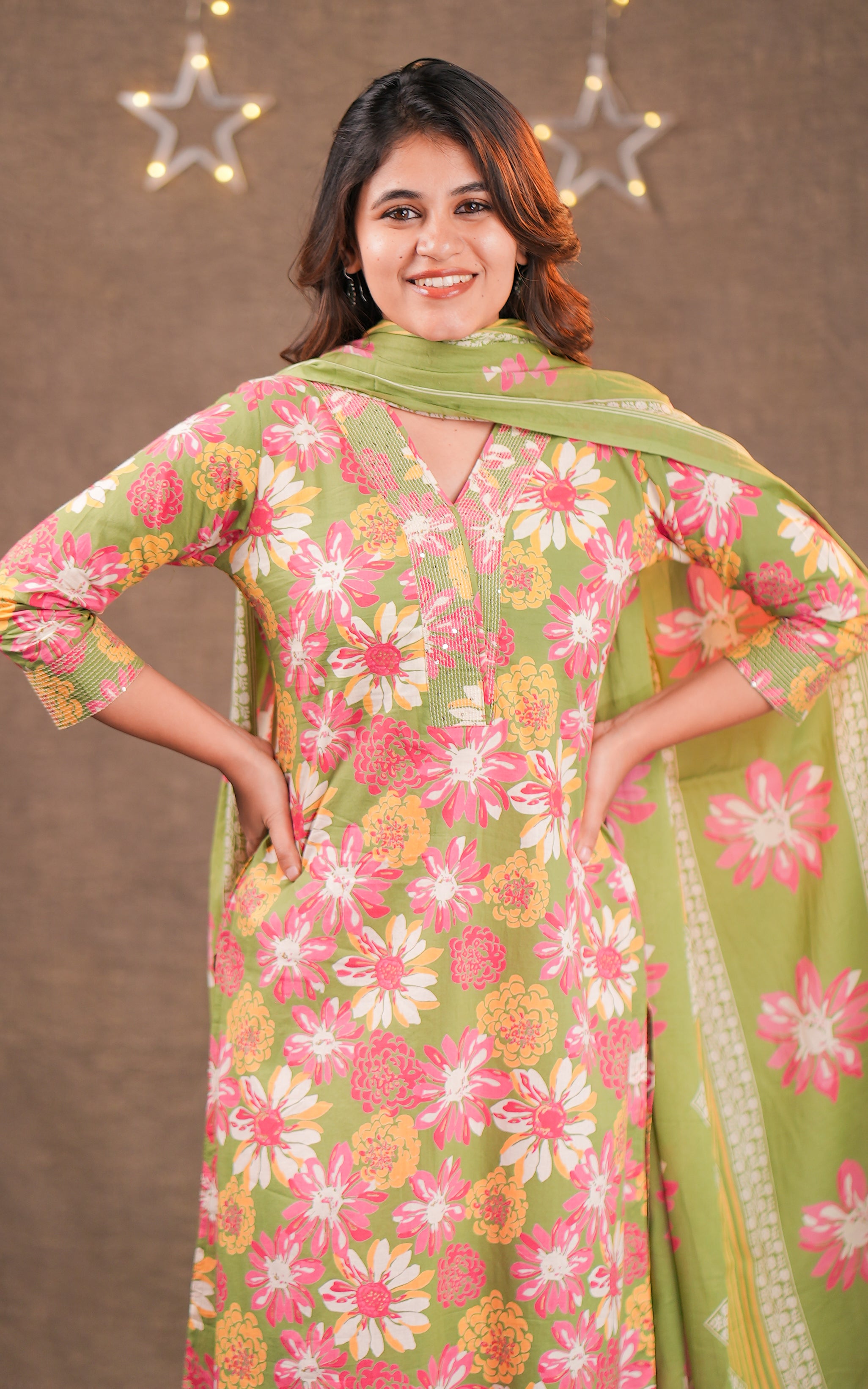 Kalaimathi A (Kurti+Dupatta)