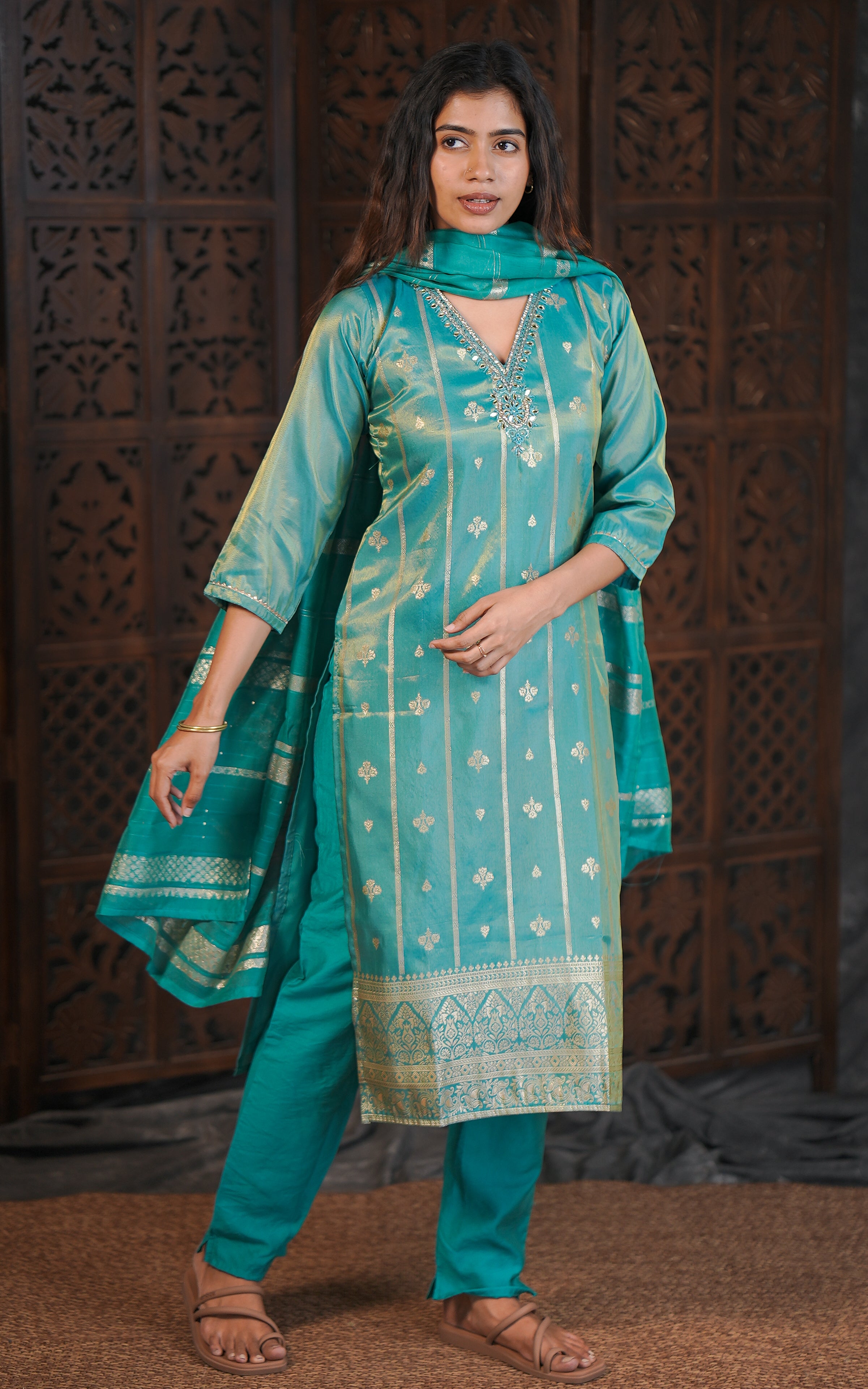 Vinutha (Kurti+Pant+Dupatta)