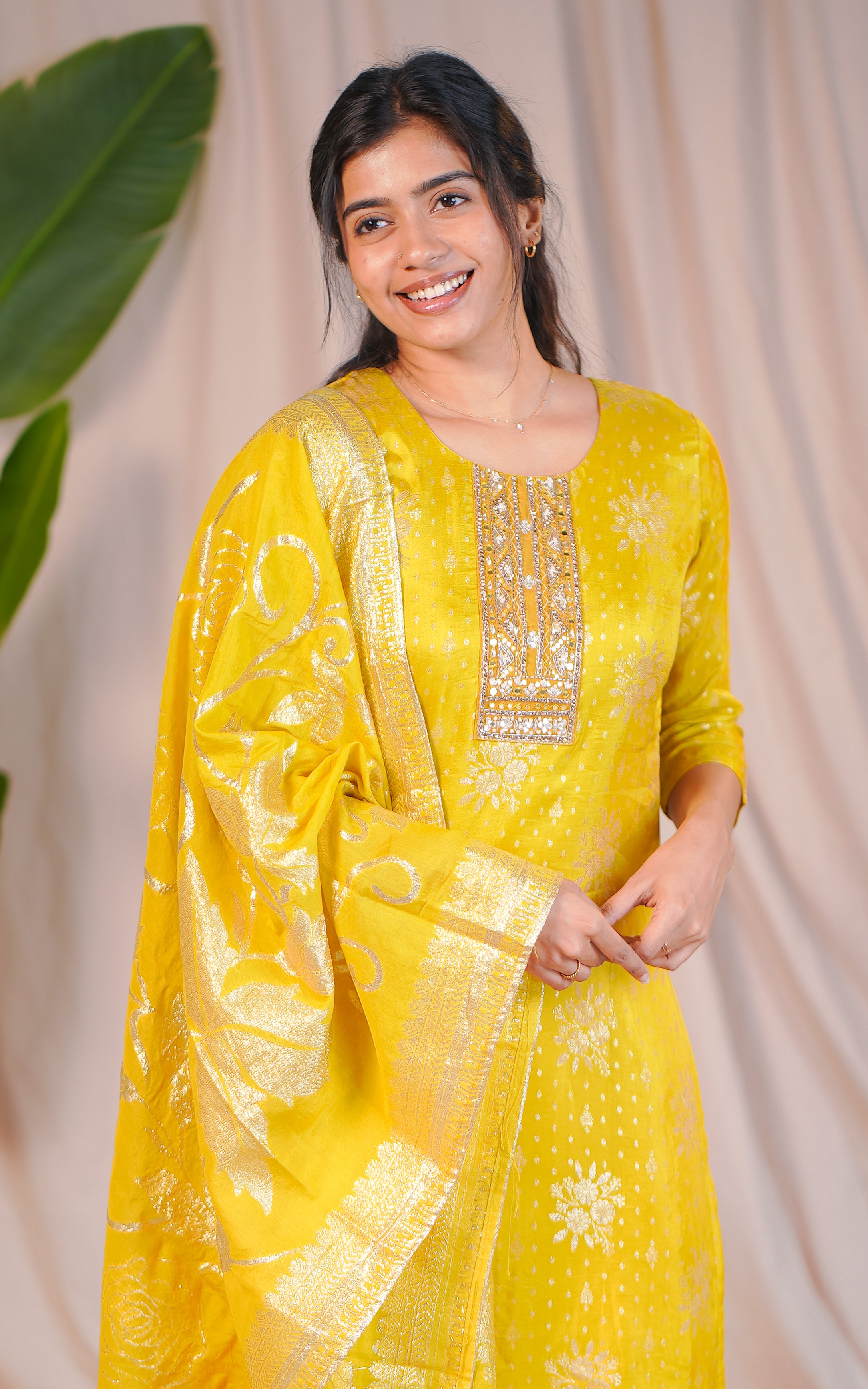 Berry Bliss A (Kurti+Pant+Dupatta)