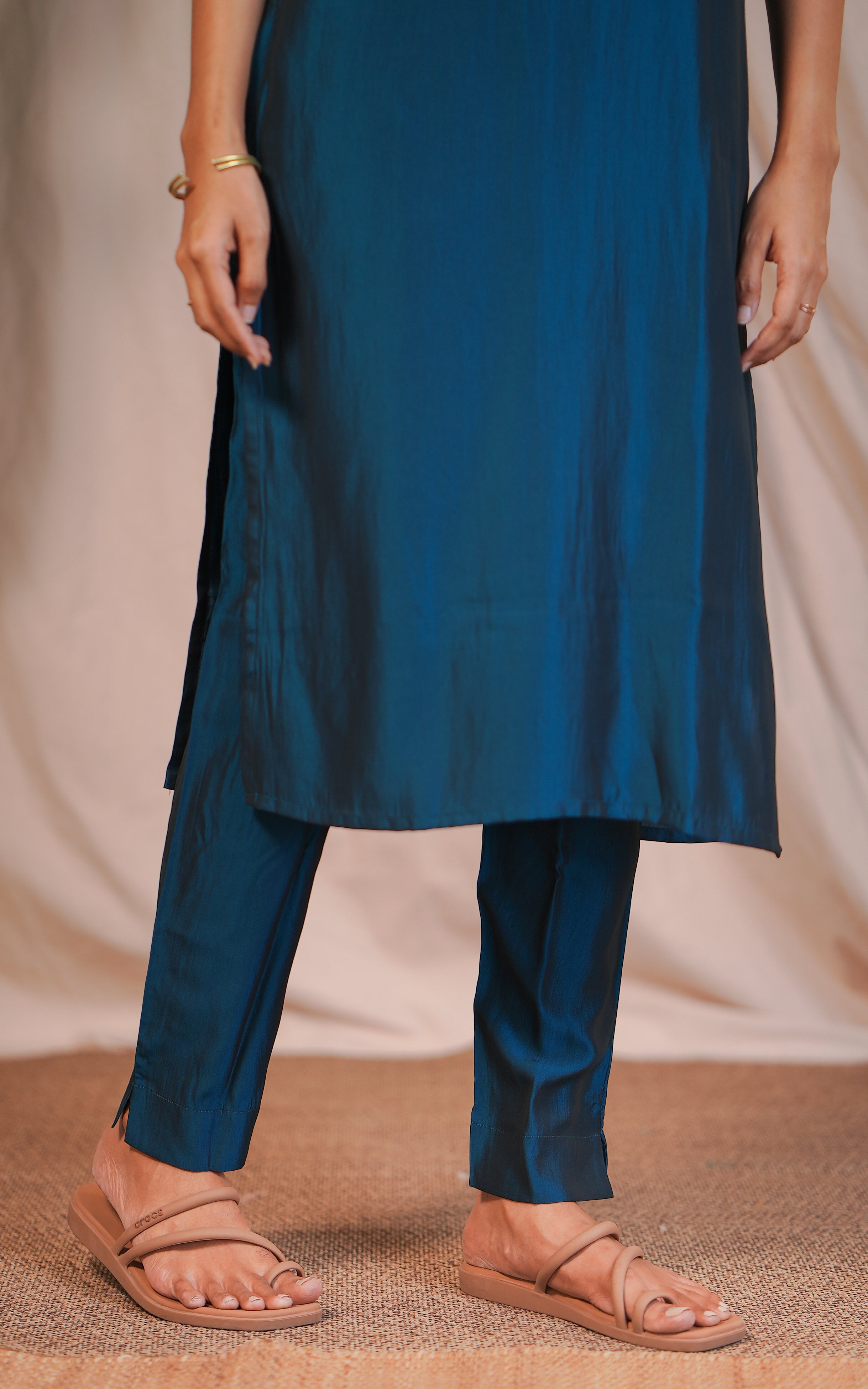 Anuvarshini (Kurti+Pant+Dupatta)