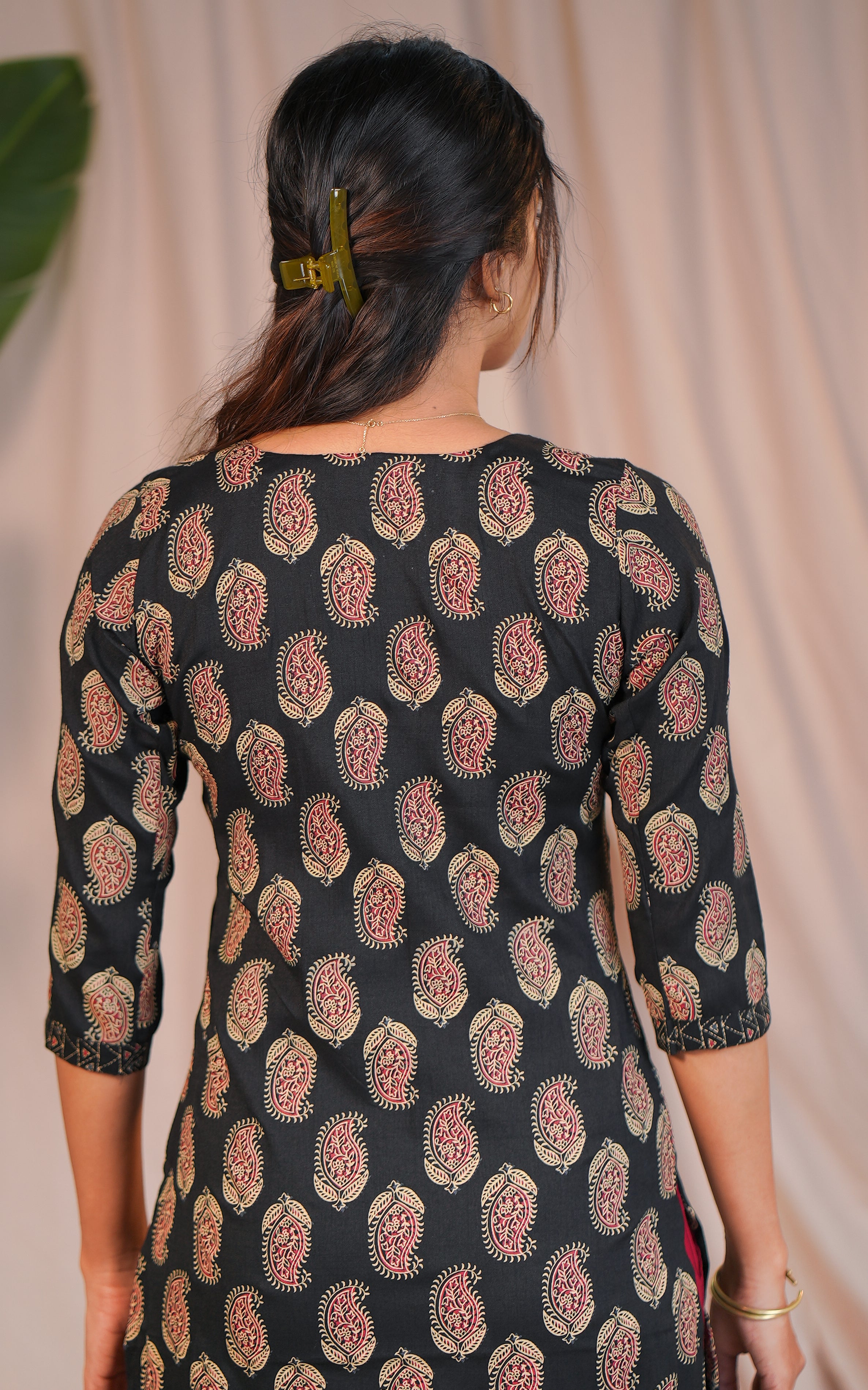 Madhunika Black