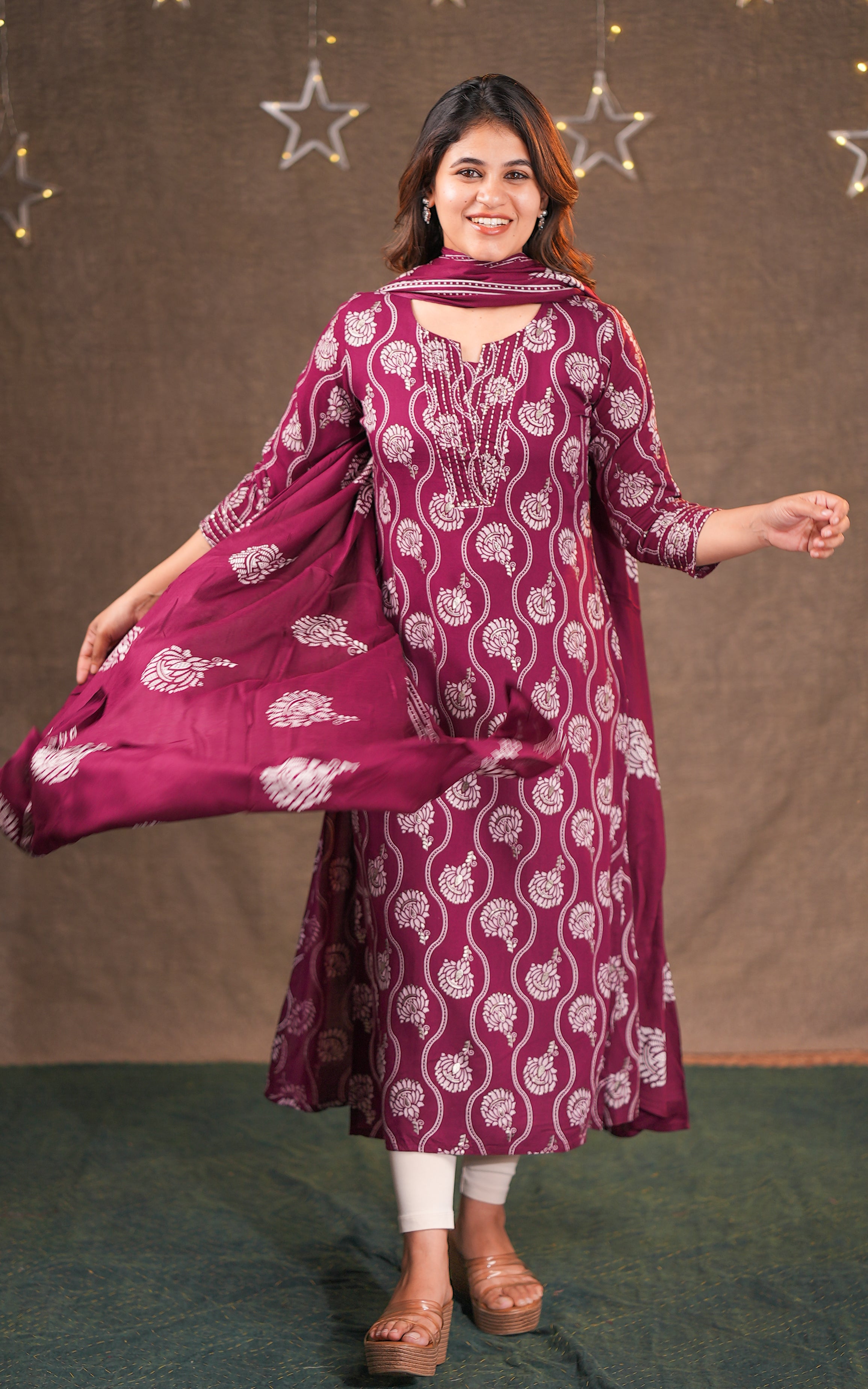 Bhavina C (Kurti+Dupatta)