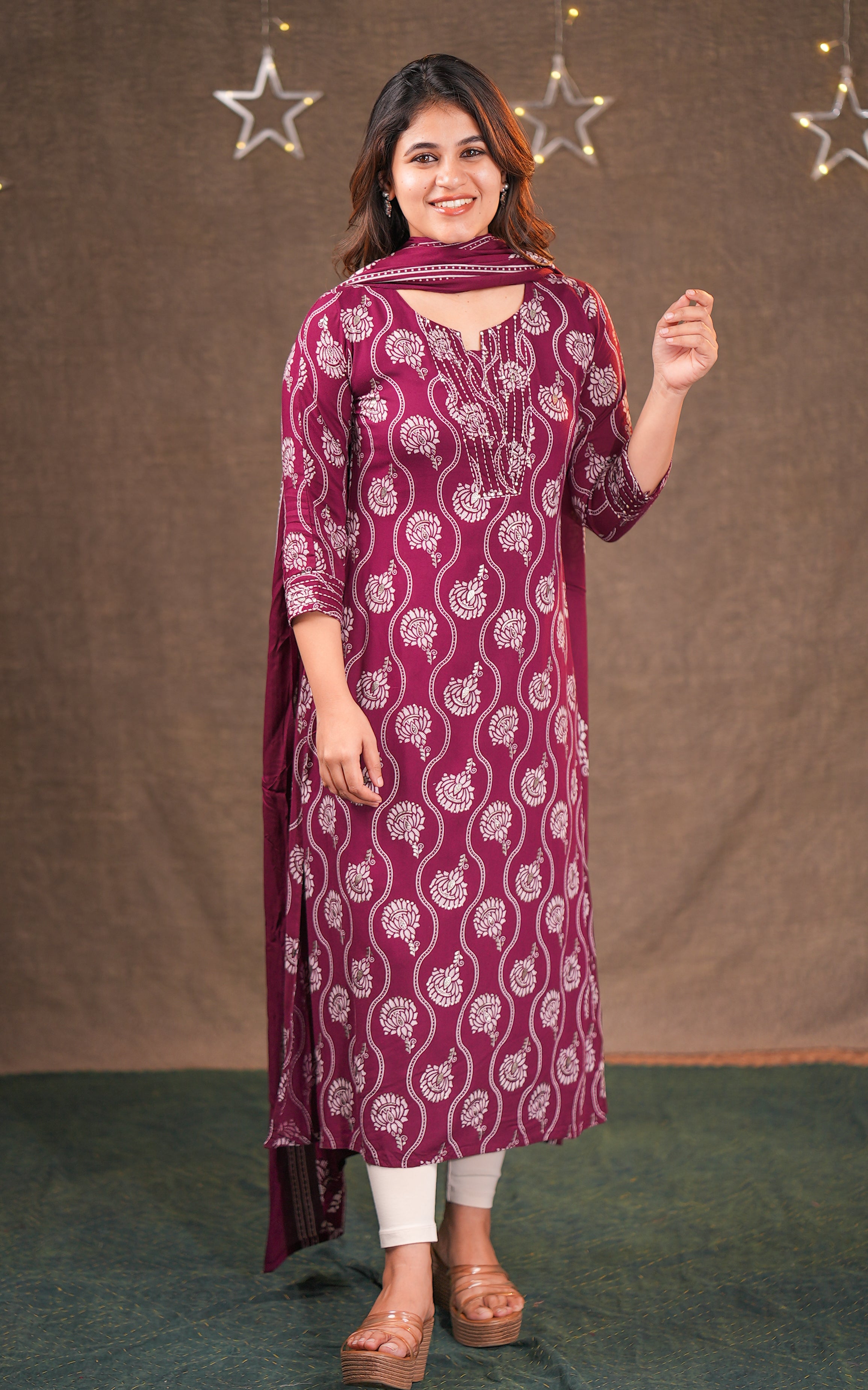 Bhavina C (Kurti+Dupatta)
