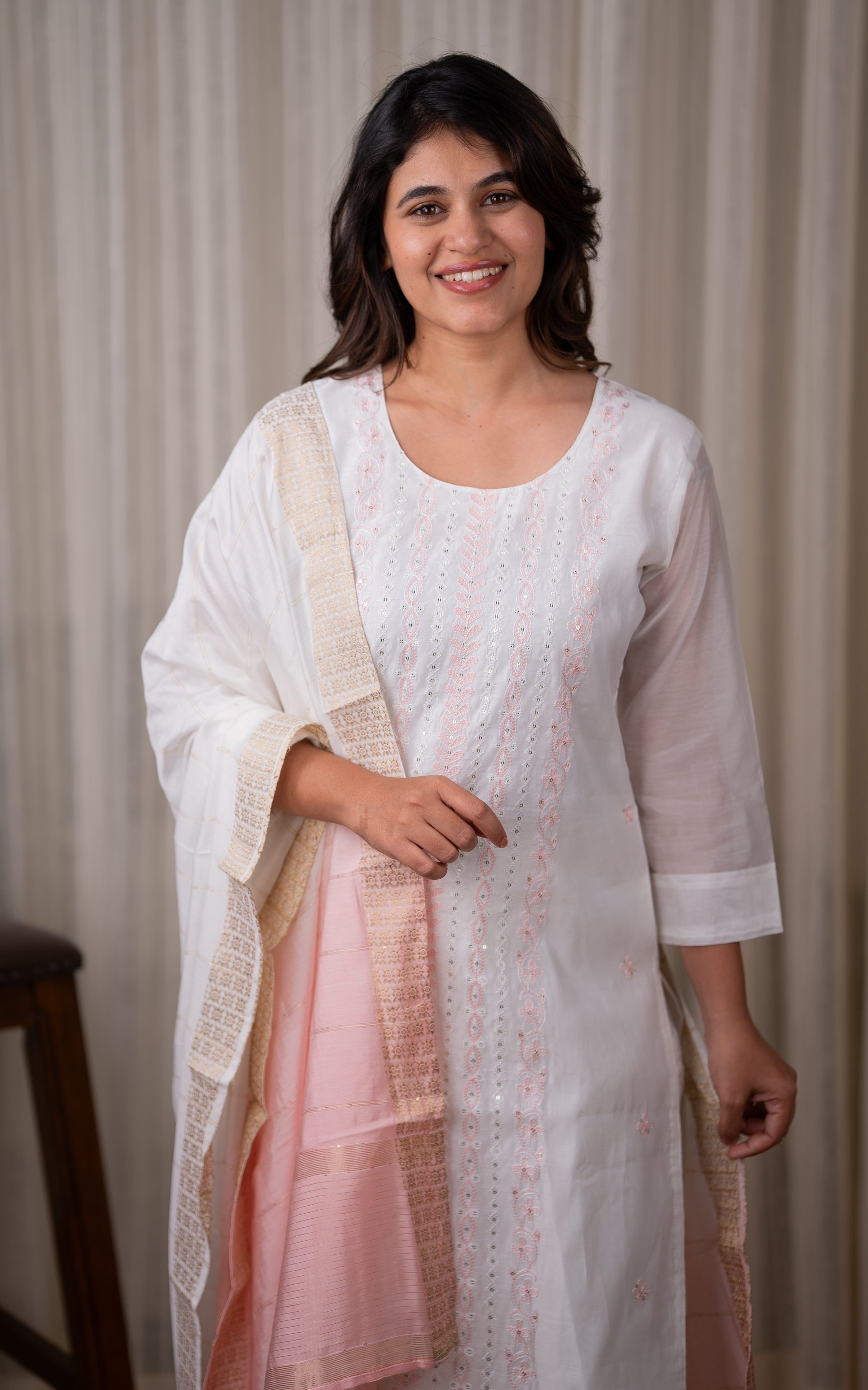 Ishu White (Kurti+Pant+Dupatta) KURTIS instore