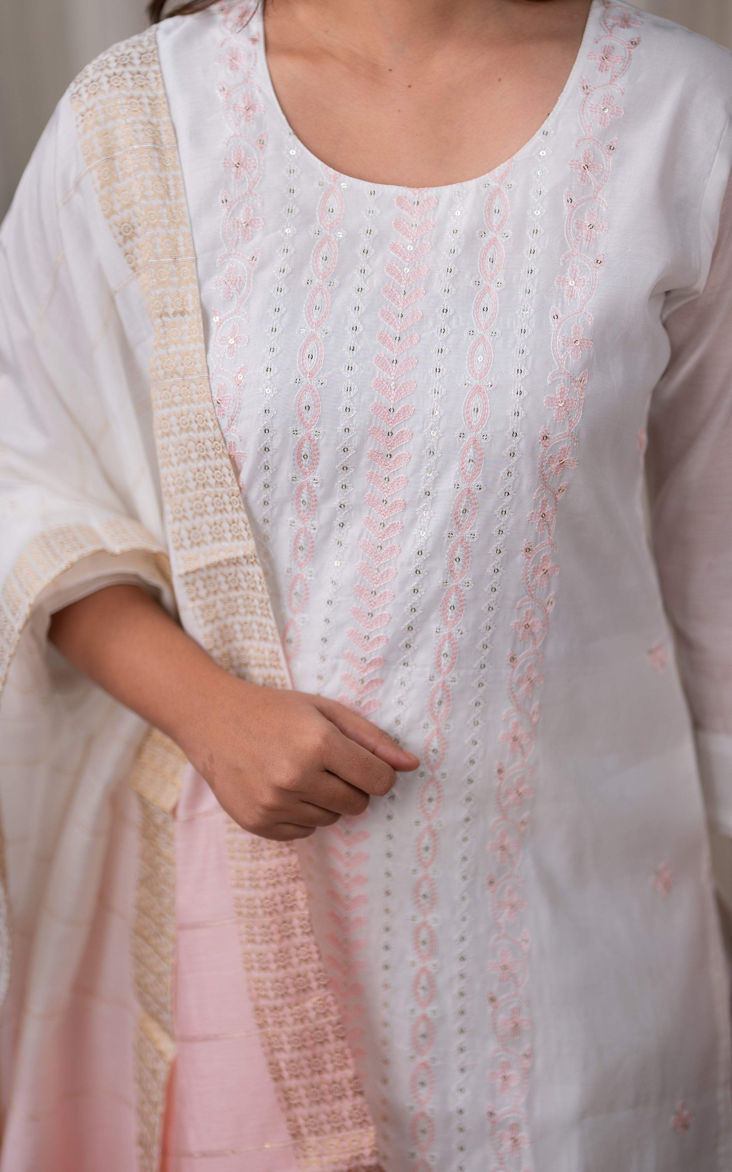 Ishu White (Kurti+Pant+Dupatta) KURTIS instore
