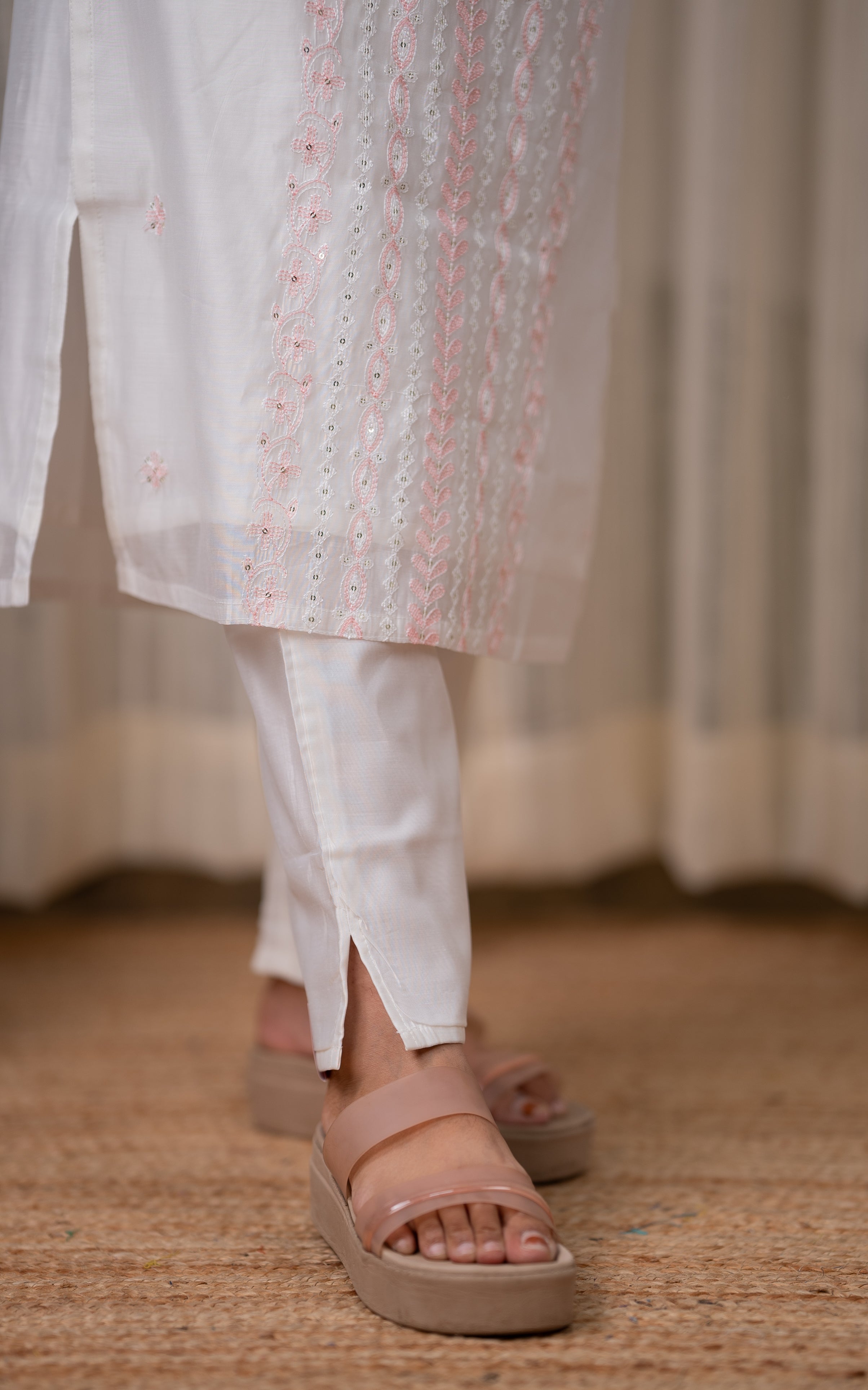Ishu White (Kurti+Pant+Dupatta) KURTIS instore