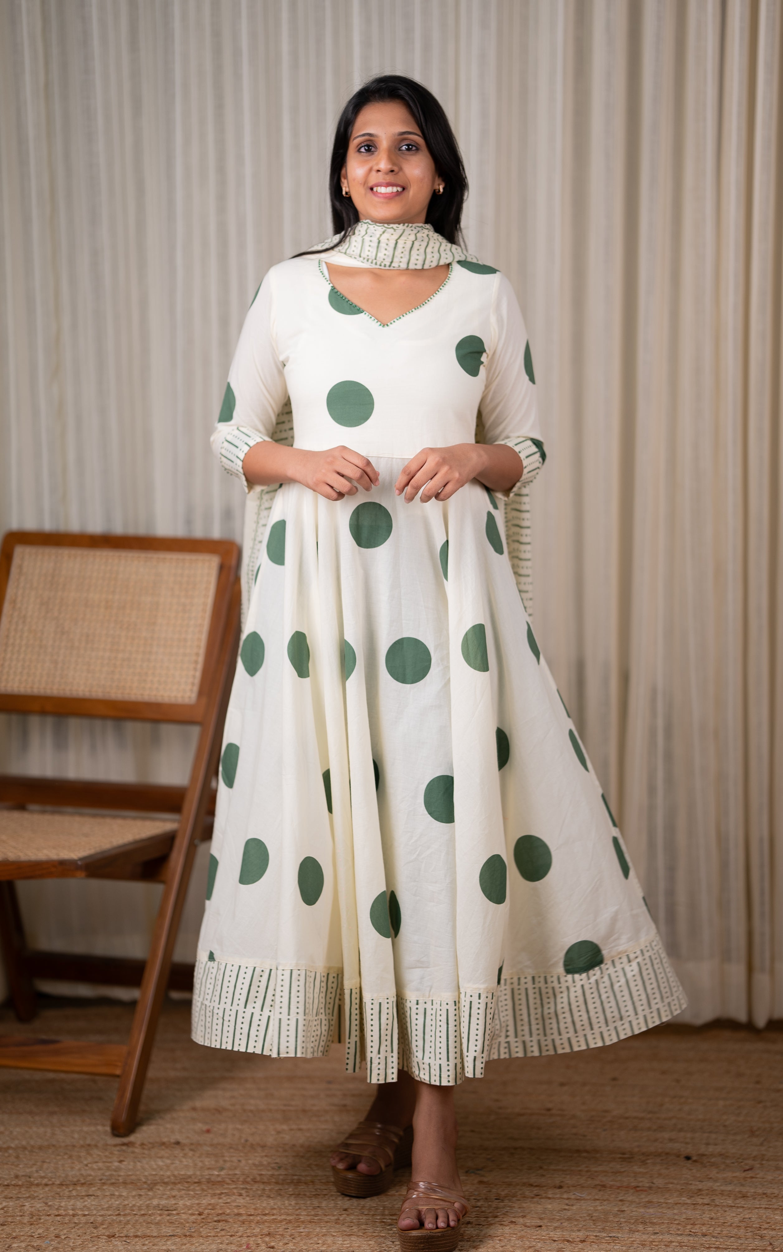 Samriddhi Green (Kurti+Dupatta) KURTIS instore