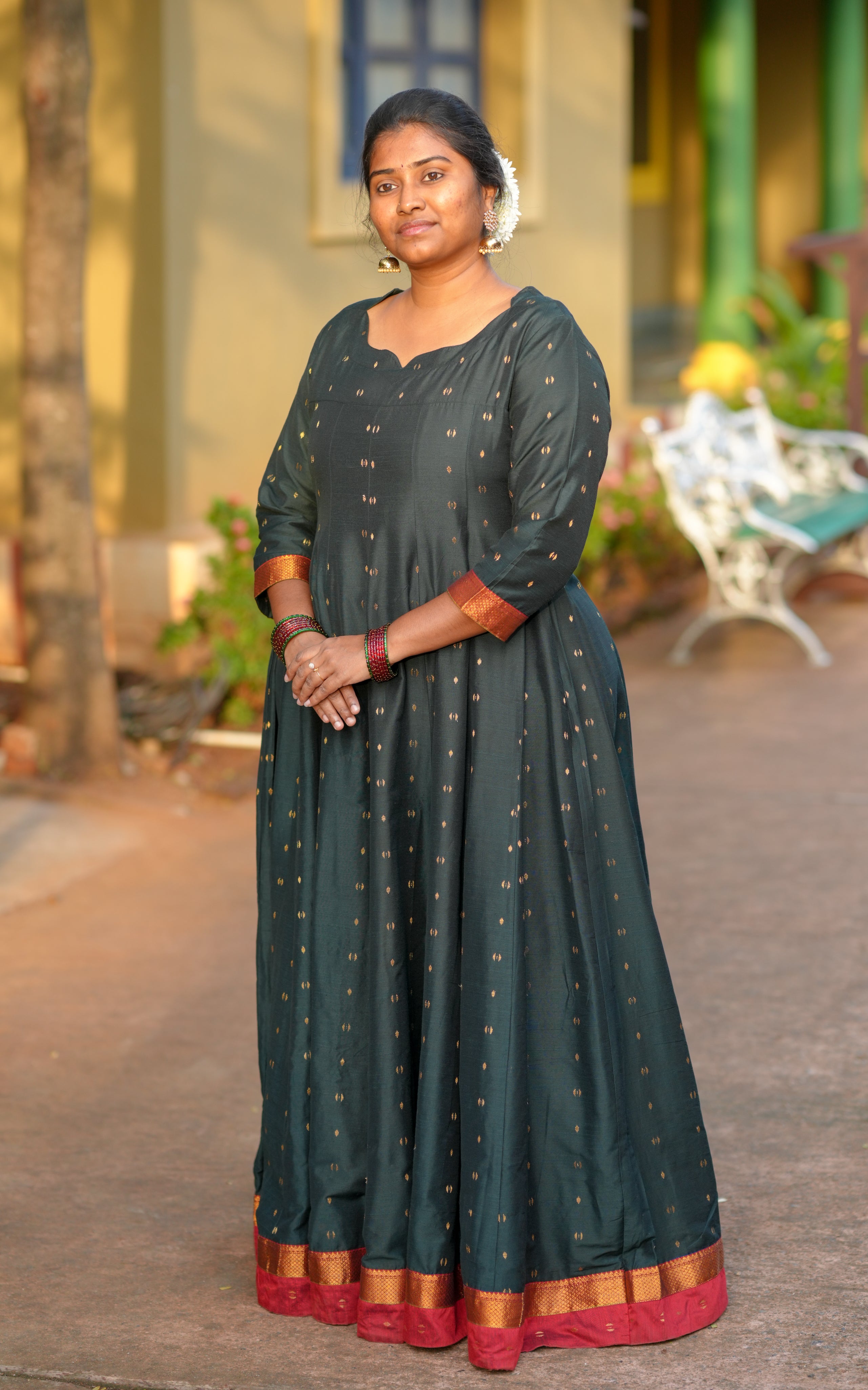 Sundari F