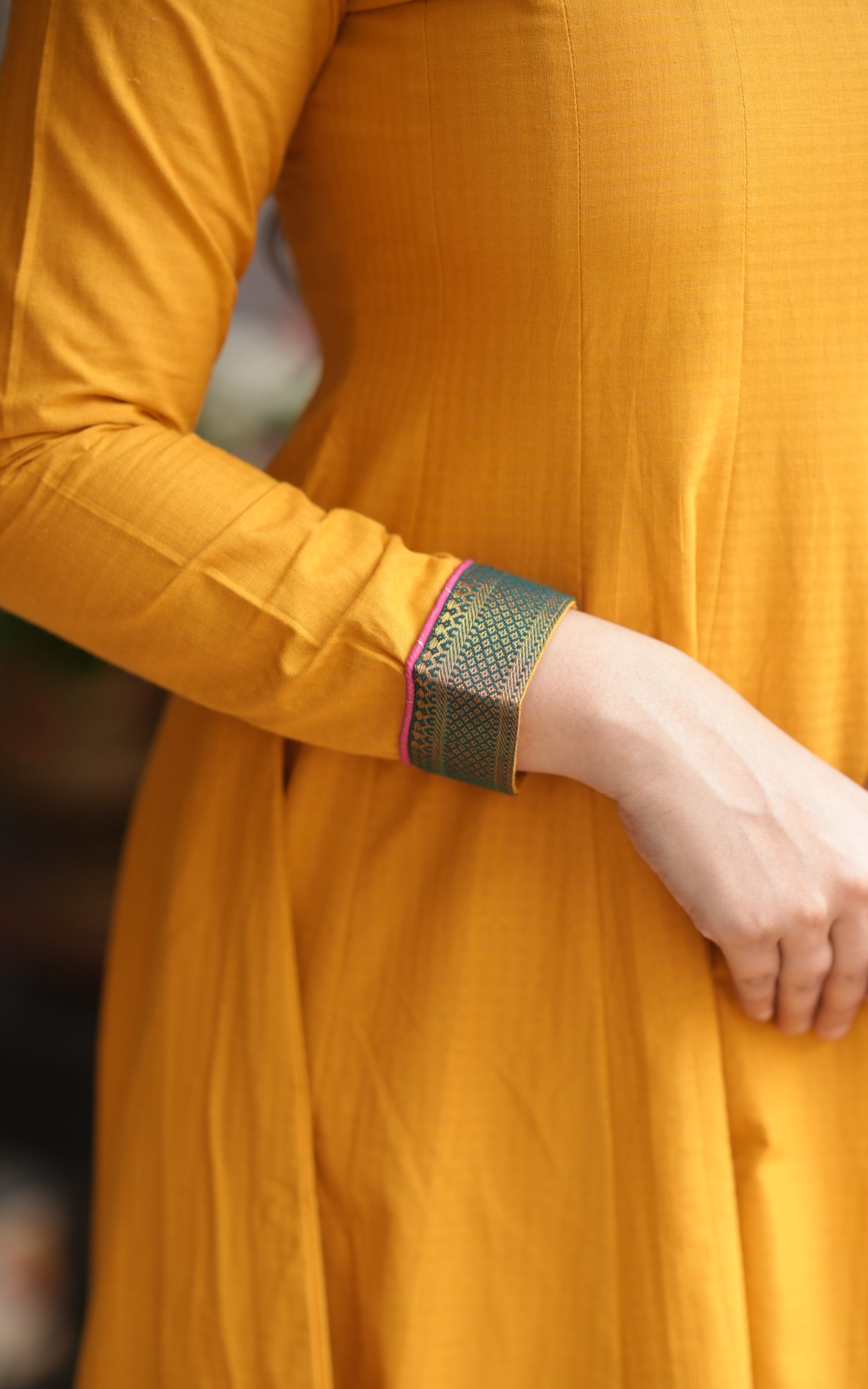 Muththazhagi (Kurti+Dupatta)
