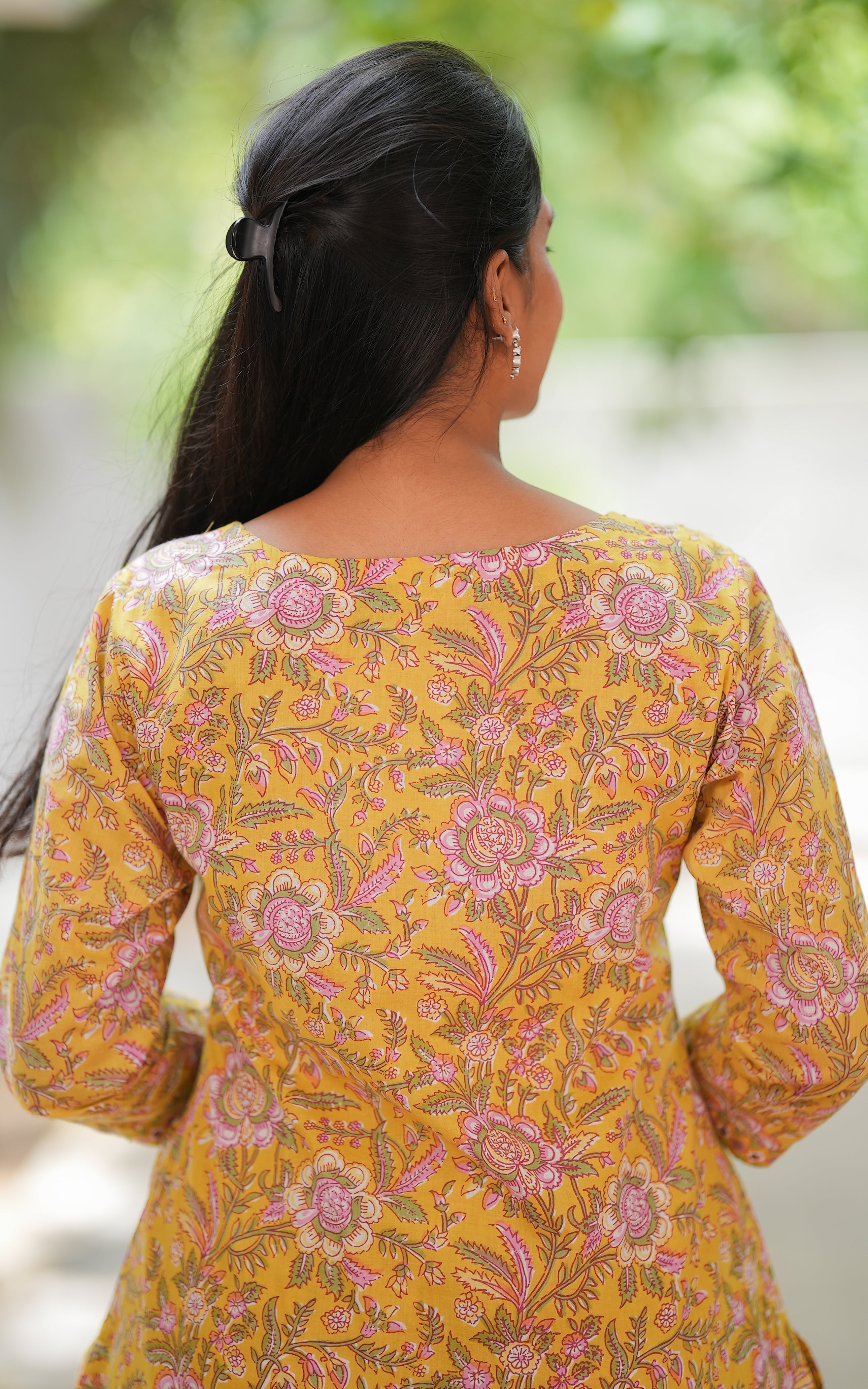 Yuvapriya Yellow (Kutri+Pant+Dupatta)
