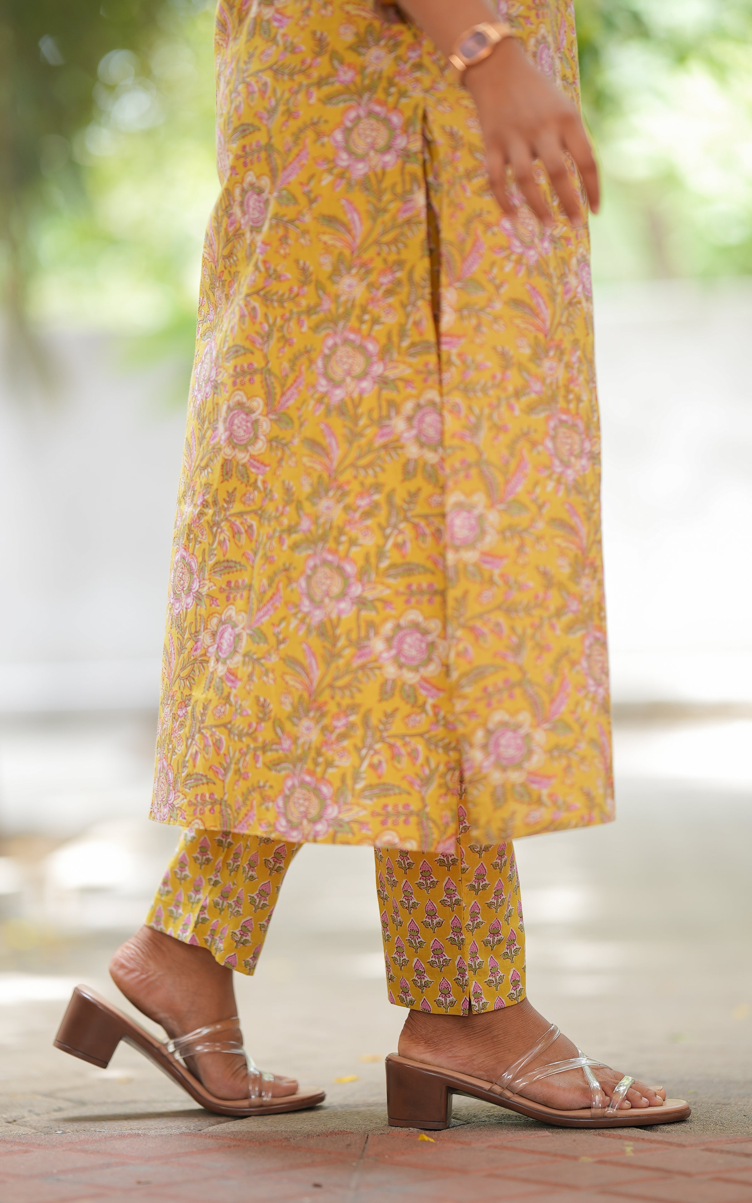 Yuvapriya Yellow (Kutri+Pant+Dupatta)