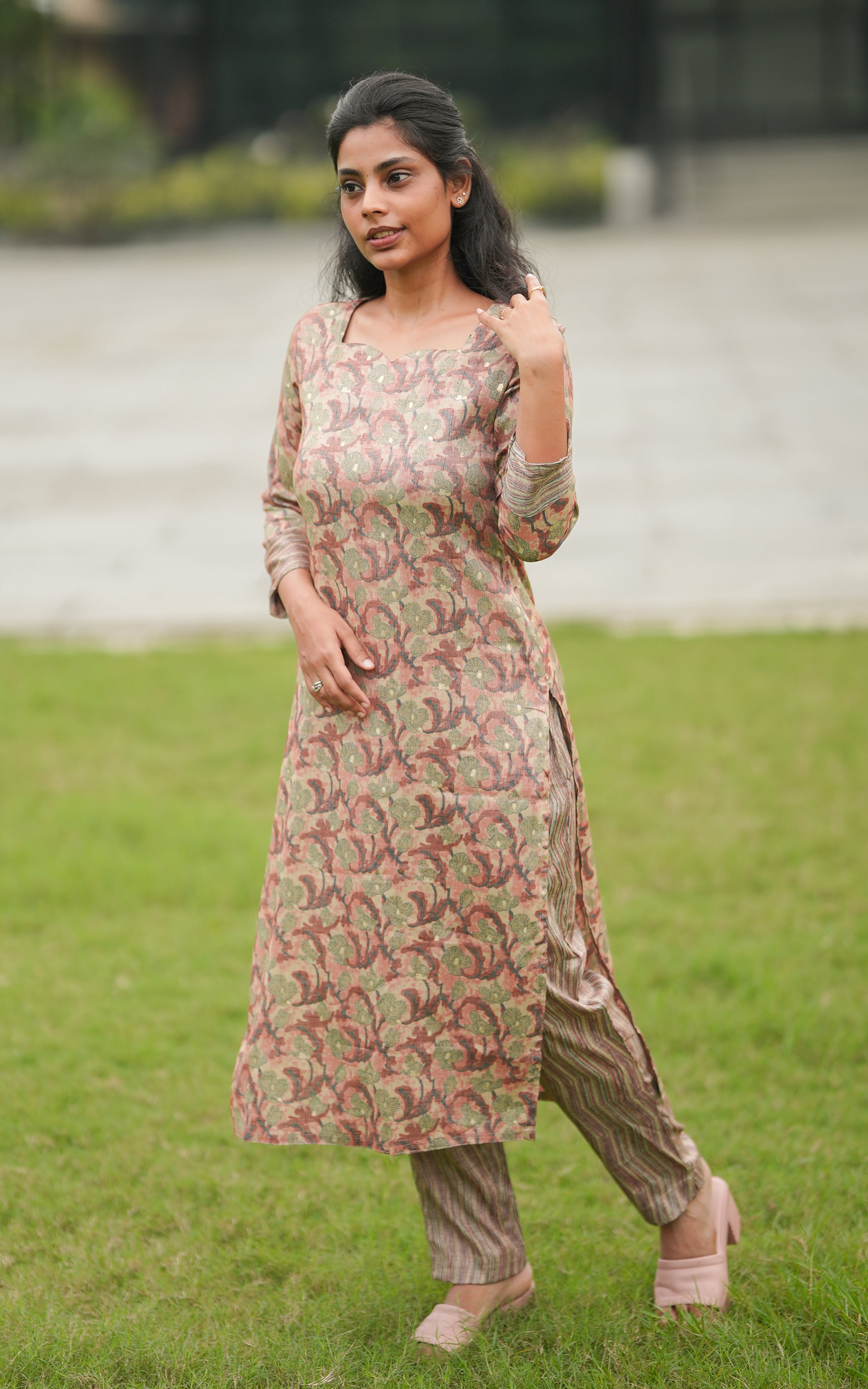 Navizha Beige (Kurti+Pant) KURTIS instore