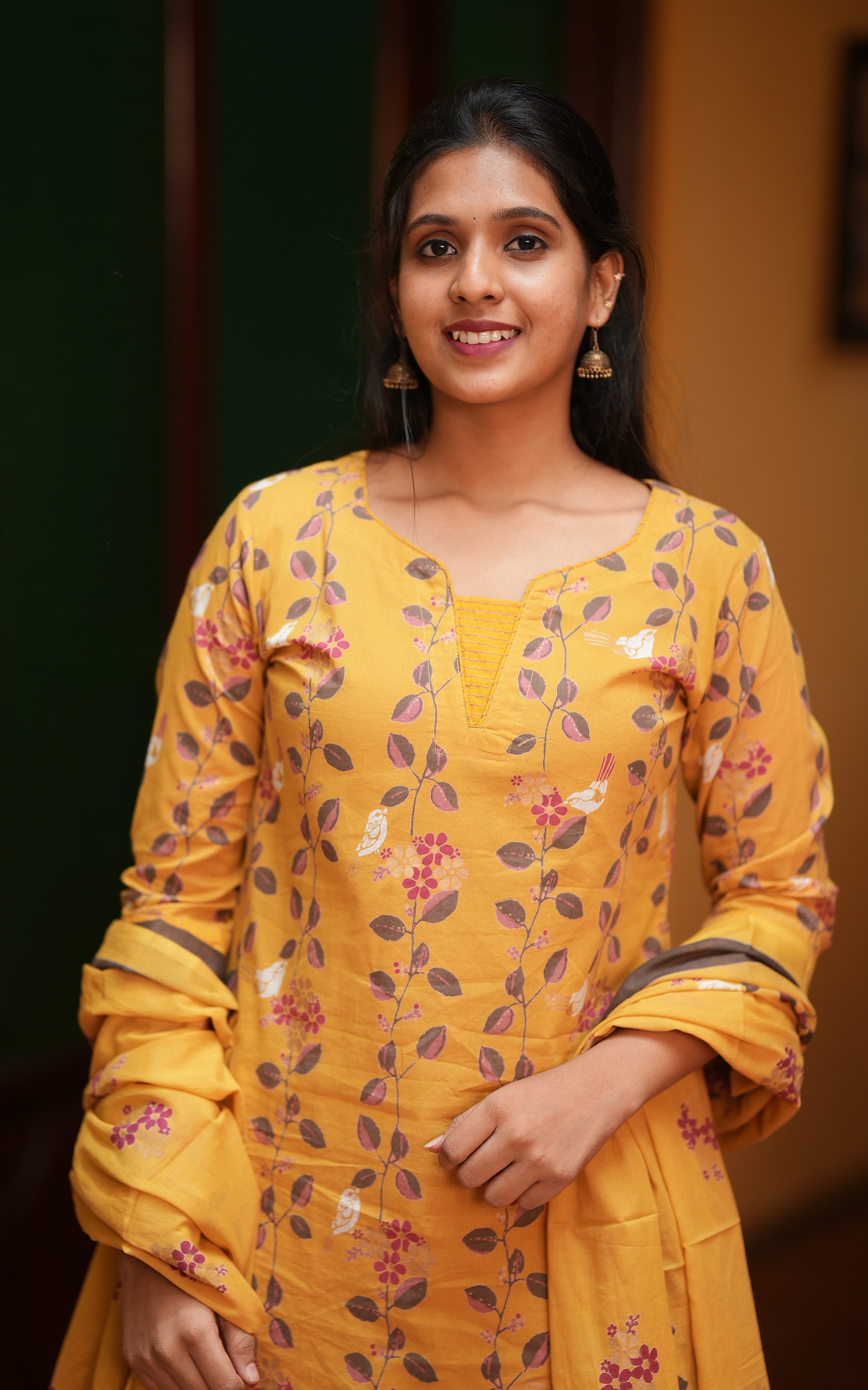 Nihira (Kurti+Pant+Dupatta)