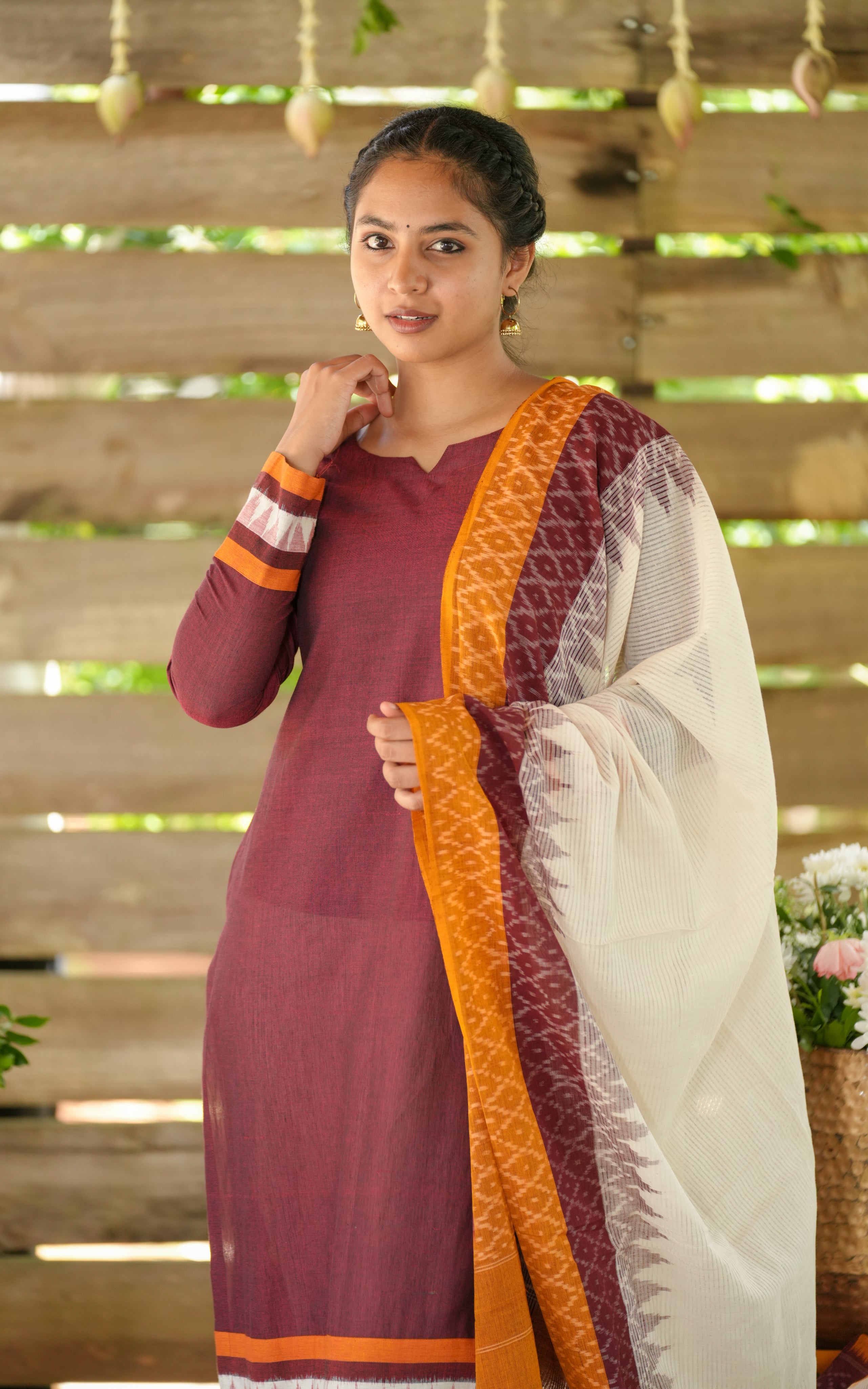 Aval Kuzhal B (Kurti+Dupatta)