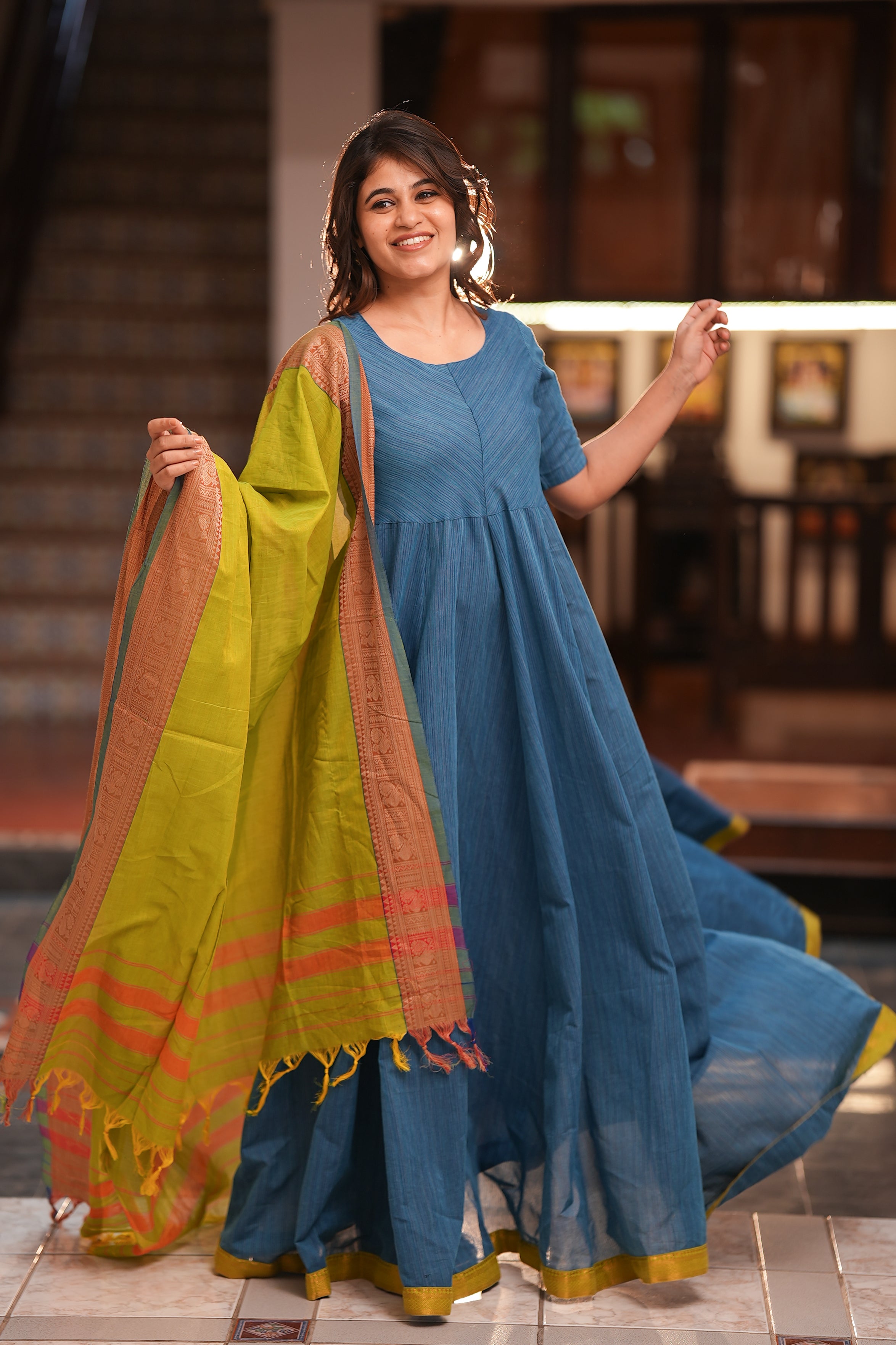 Prabanjana (Kurti+Dupatta)