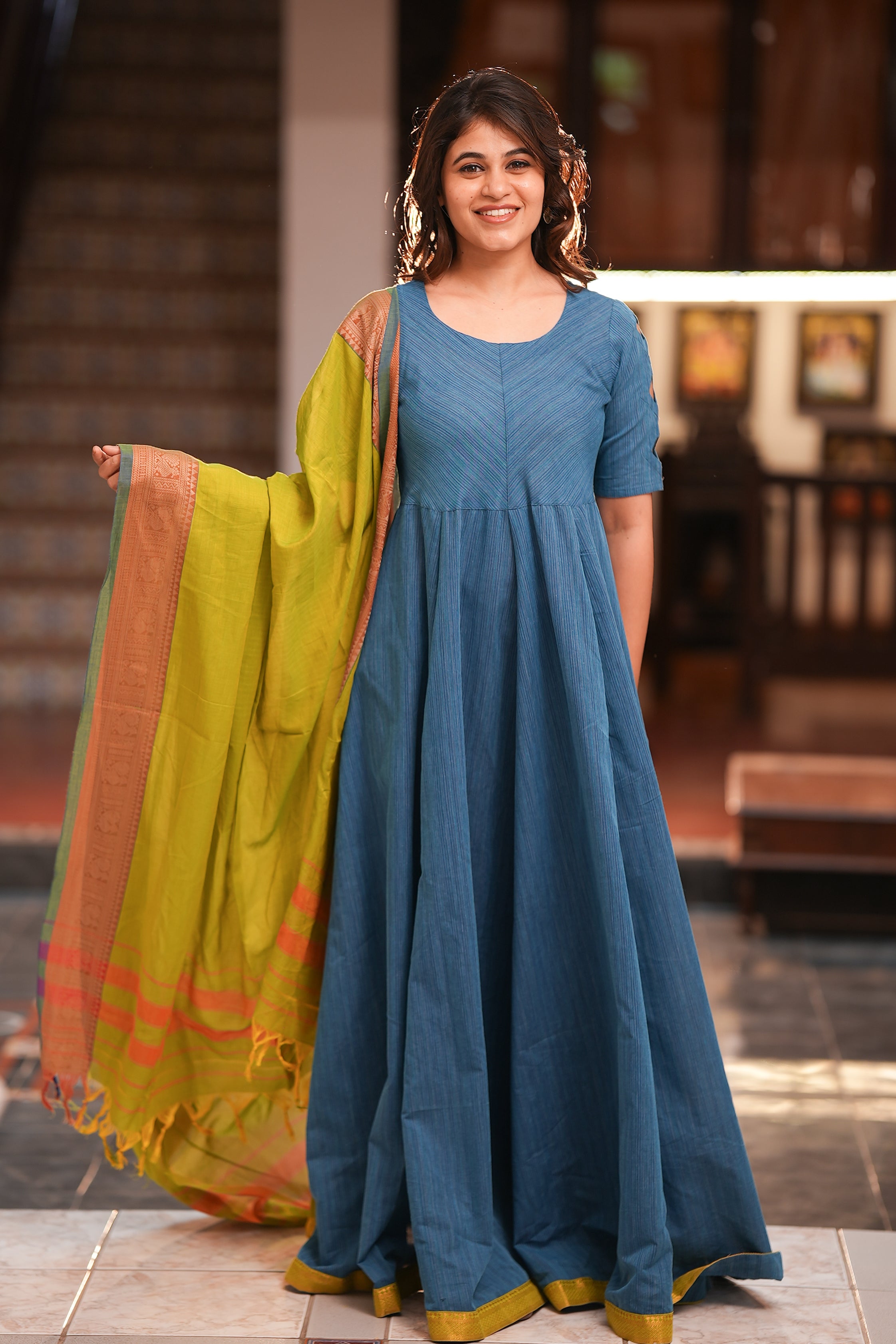 Prabanjana (Kurti+Dupatta)