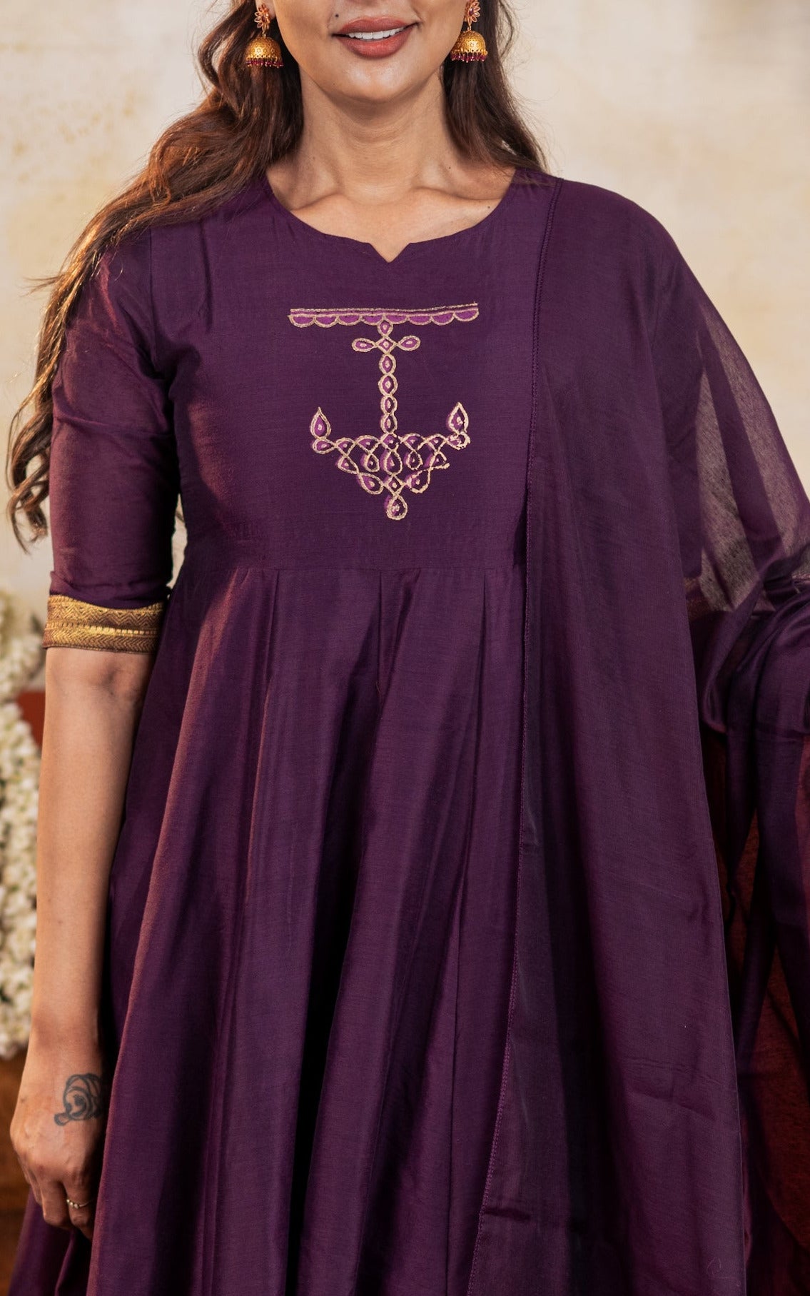 Vintage Vizha Kolam D (Kurti+Dupatta)