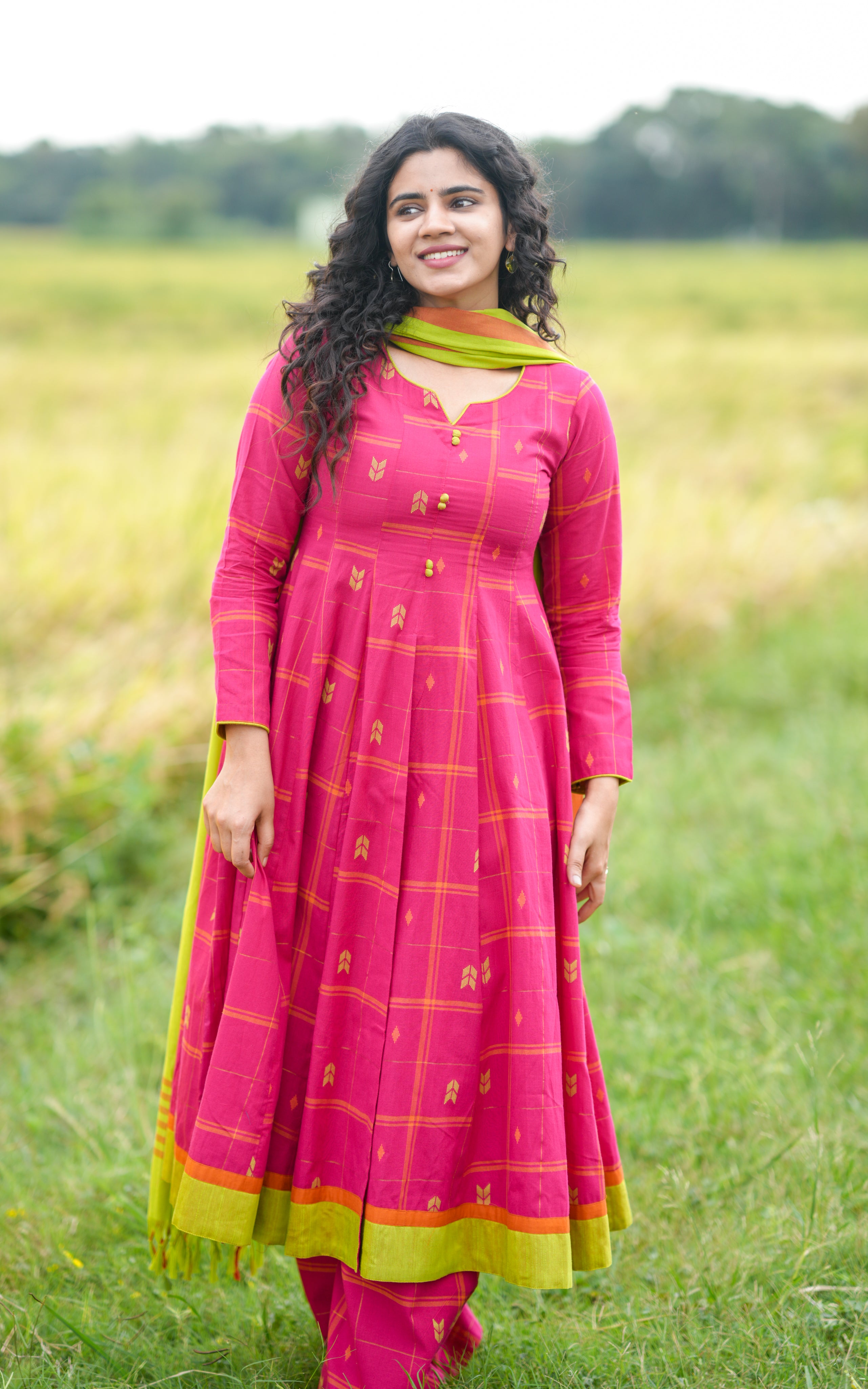 Inbamathi (Kurti+Pant+Dupatta)