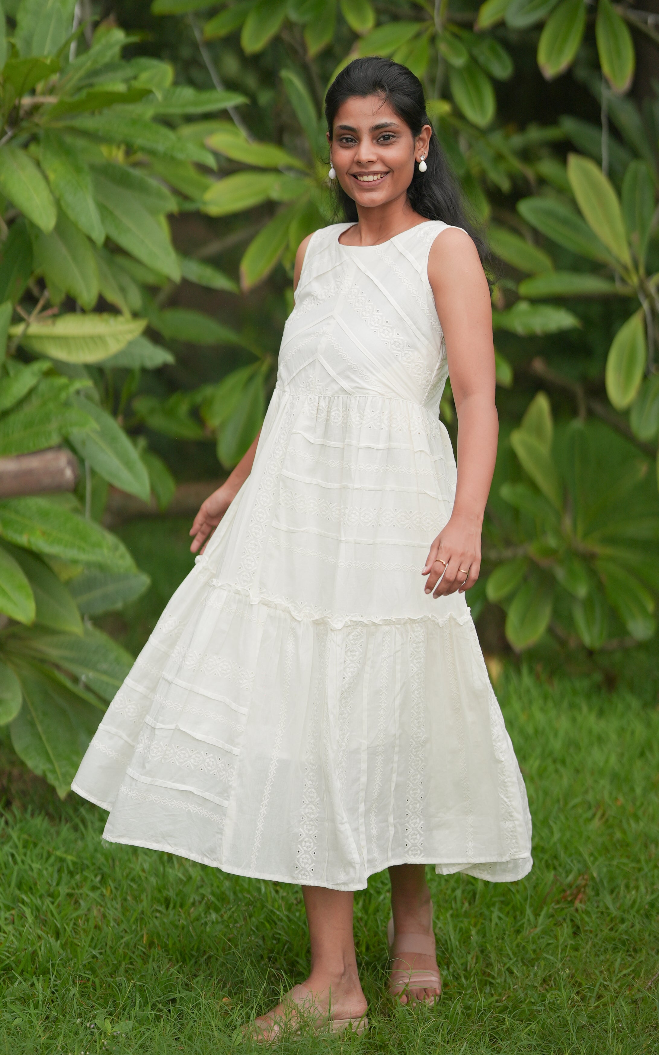 Slora White KURTIS instore