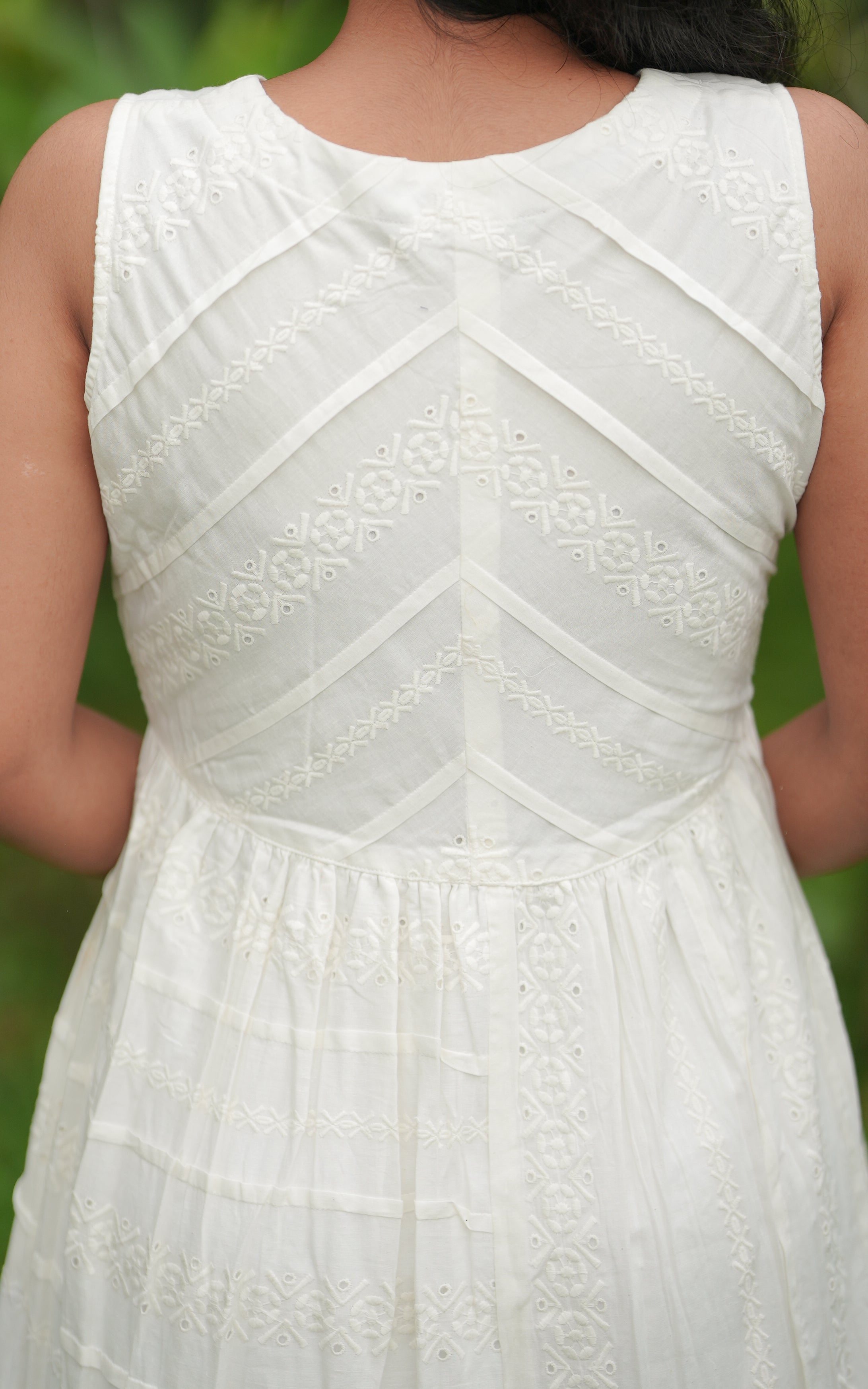 Slora White KURTIS instore