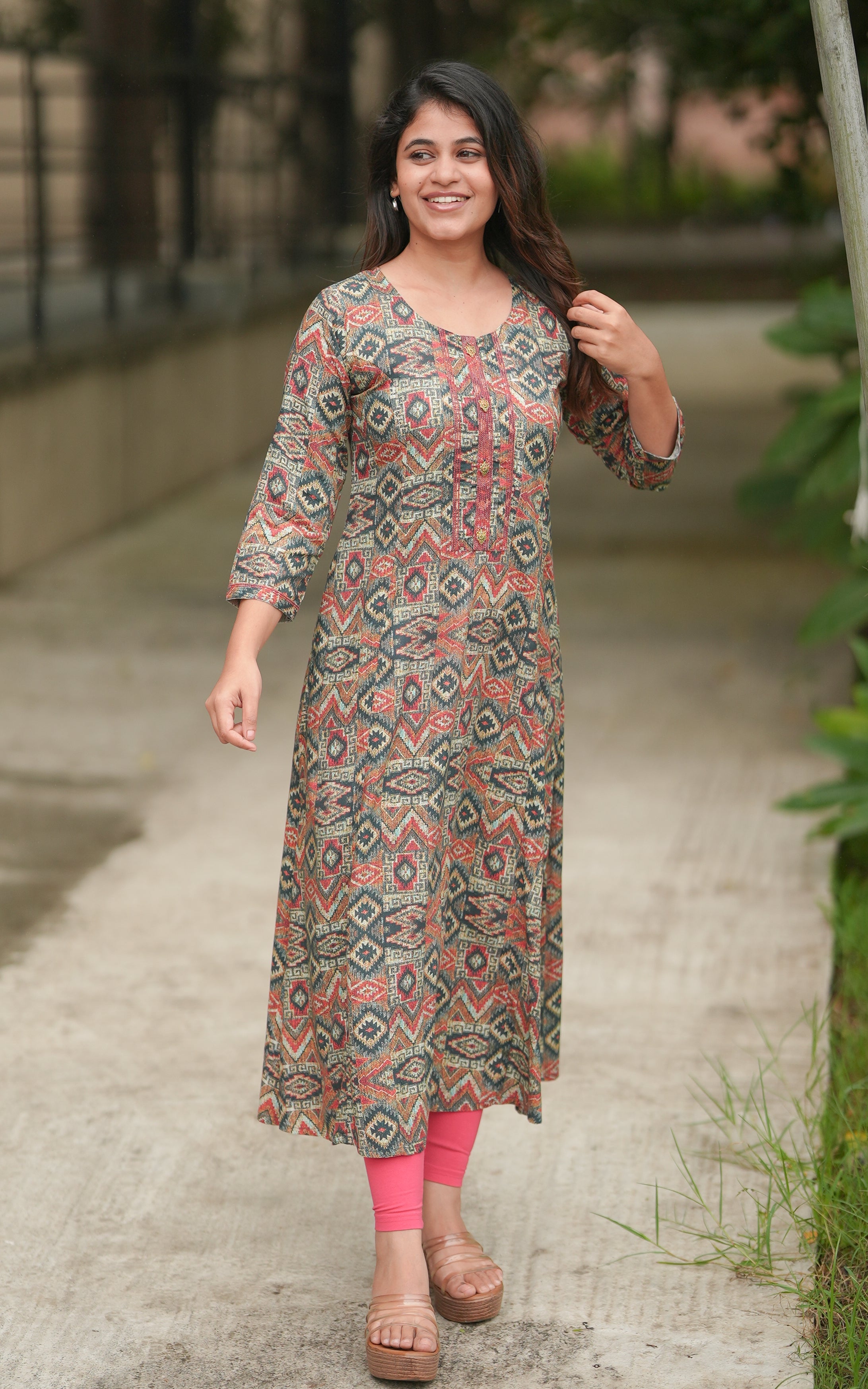 Taksha KURTIS instore