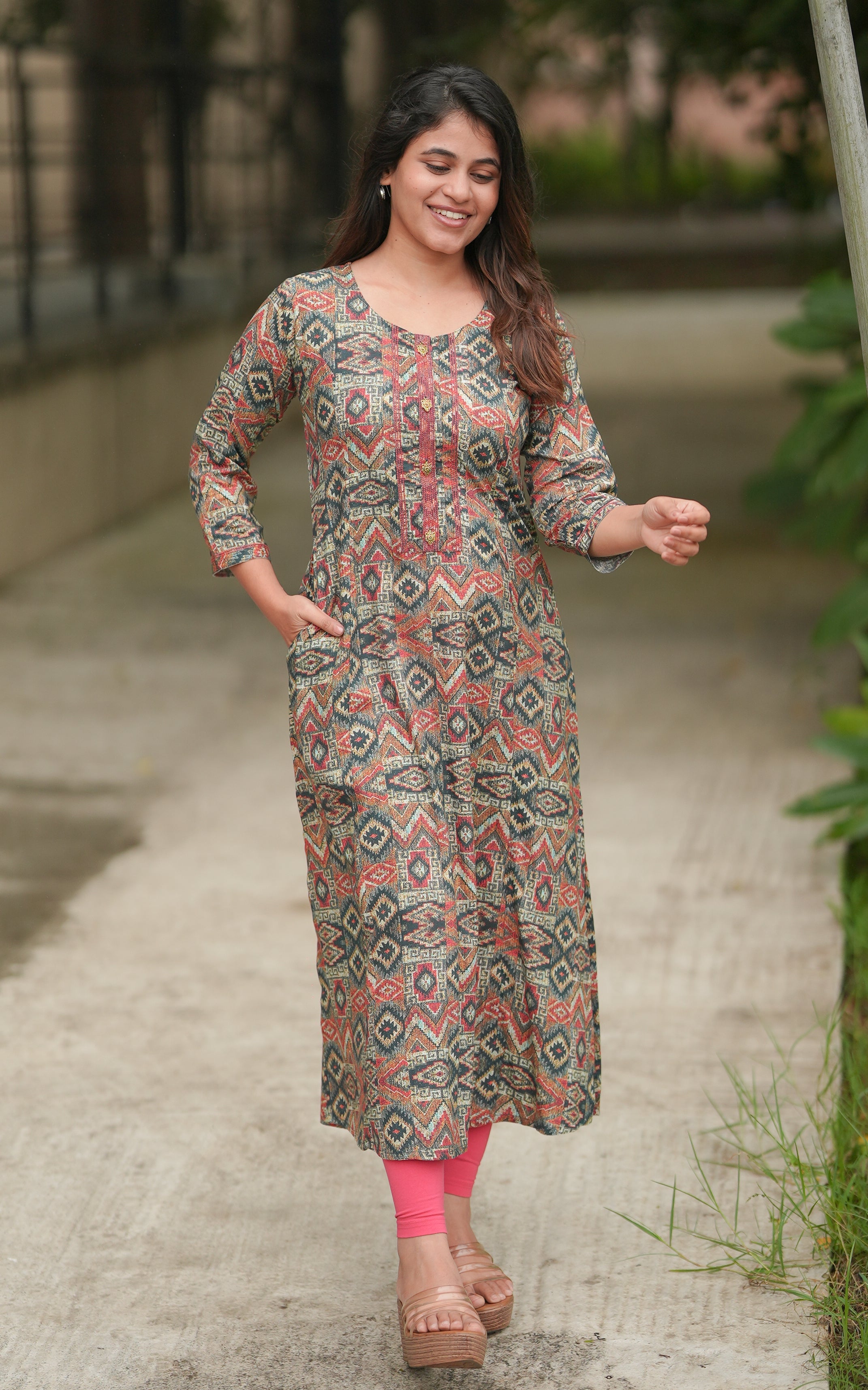 Taksha KURTIS instore
