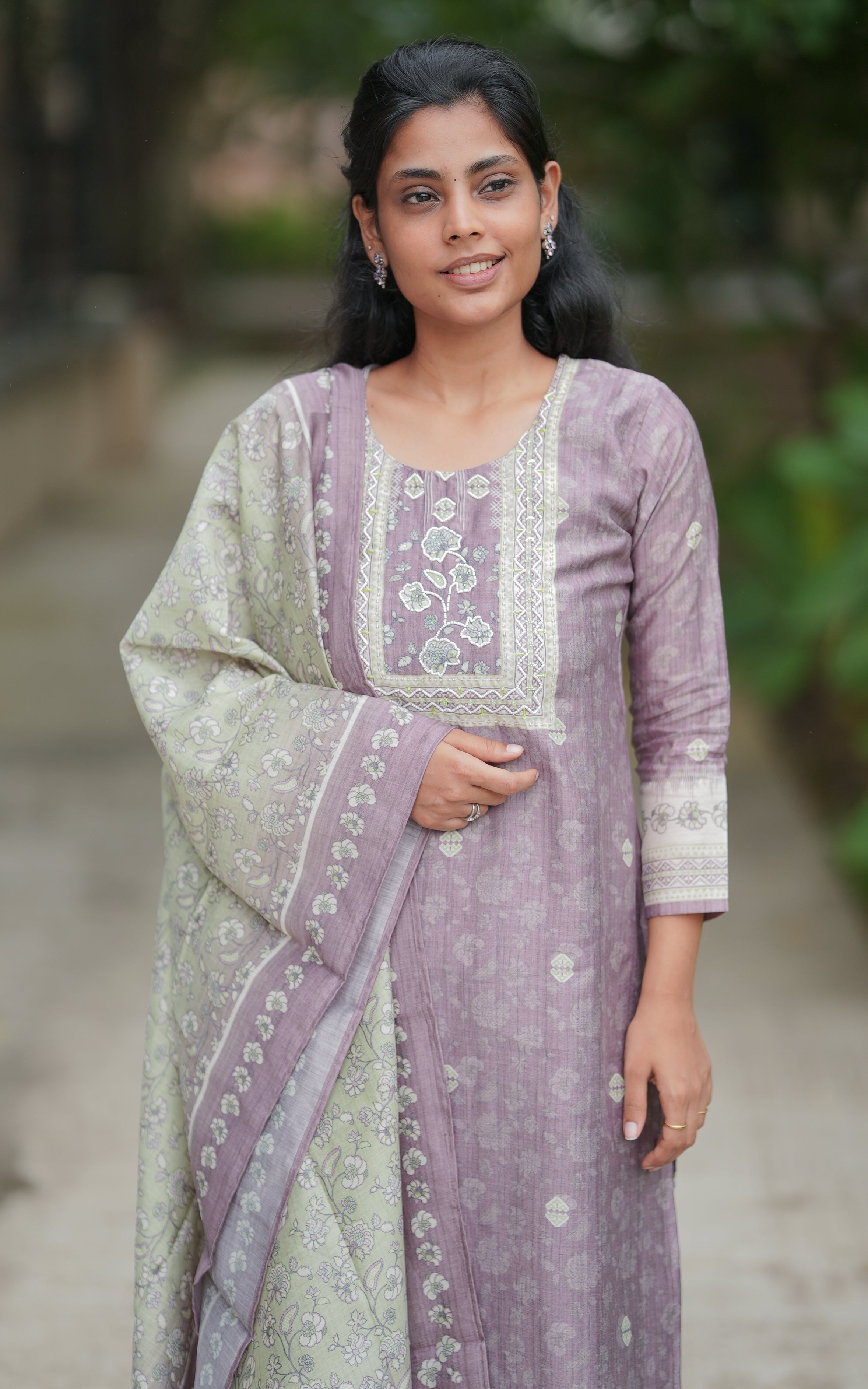 Devi (Kurti+Pant+Dupatta) KURTIS instore